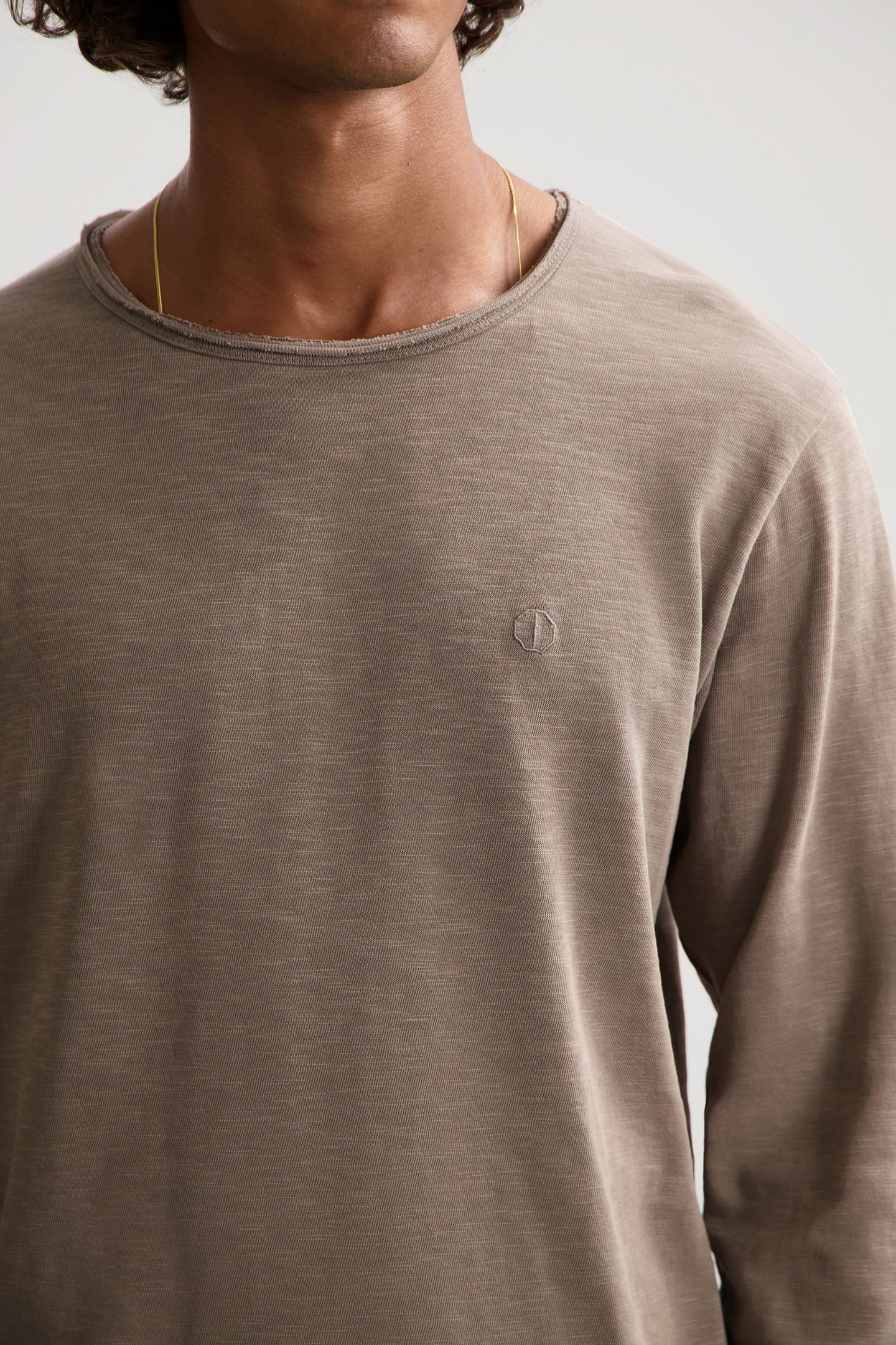 DS_NEWMAN CREW DRIFT WOOD 5