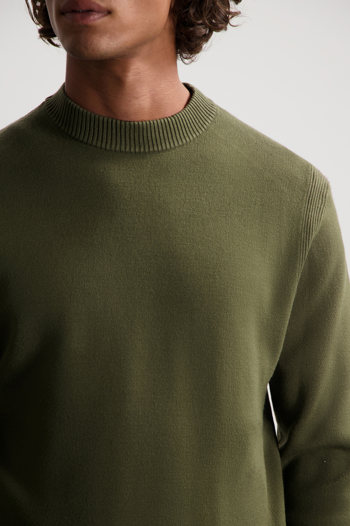 DS_FELL MOCK NECK OLIVE NIGHT 5