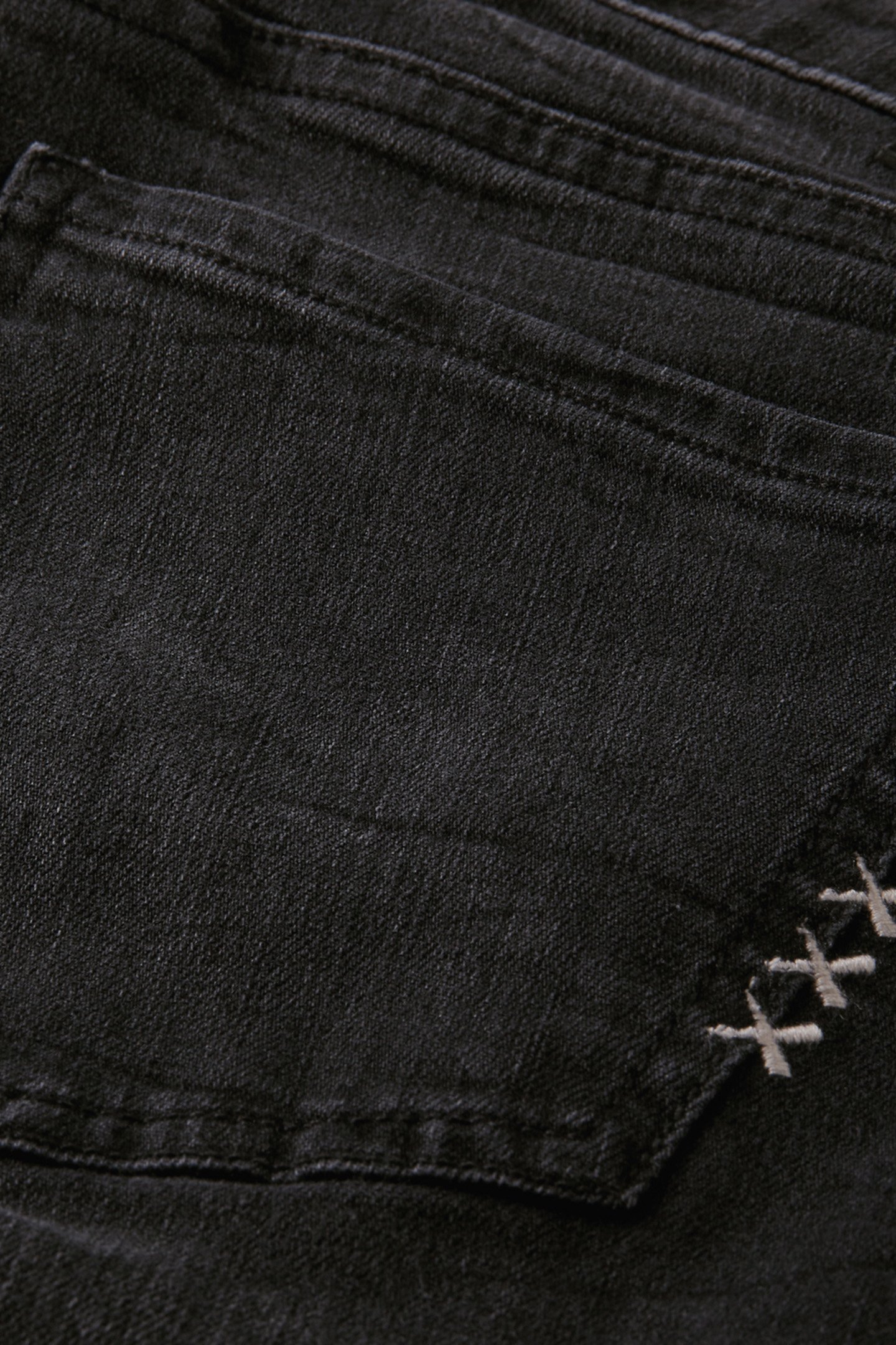 ESSENTIALS BOHEMIENNE SKINNY JEANS — BLACK COAST 9