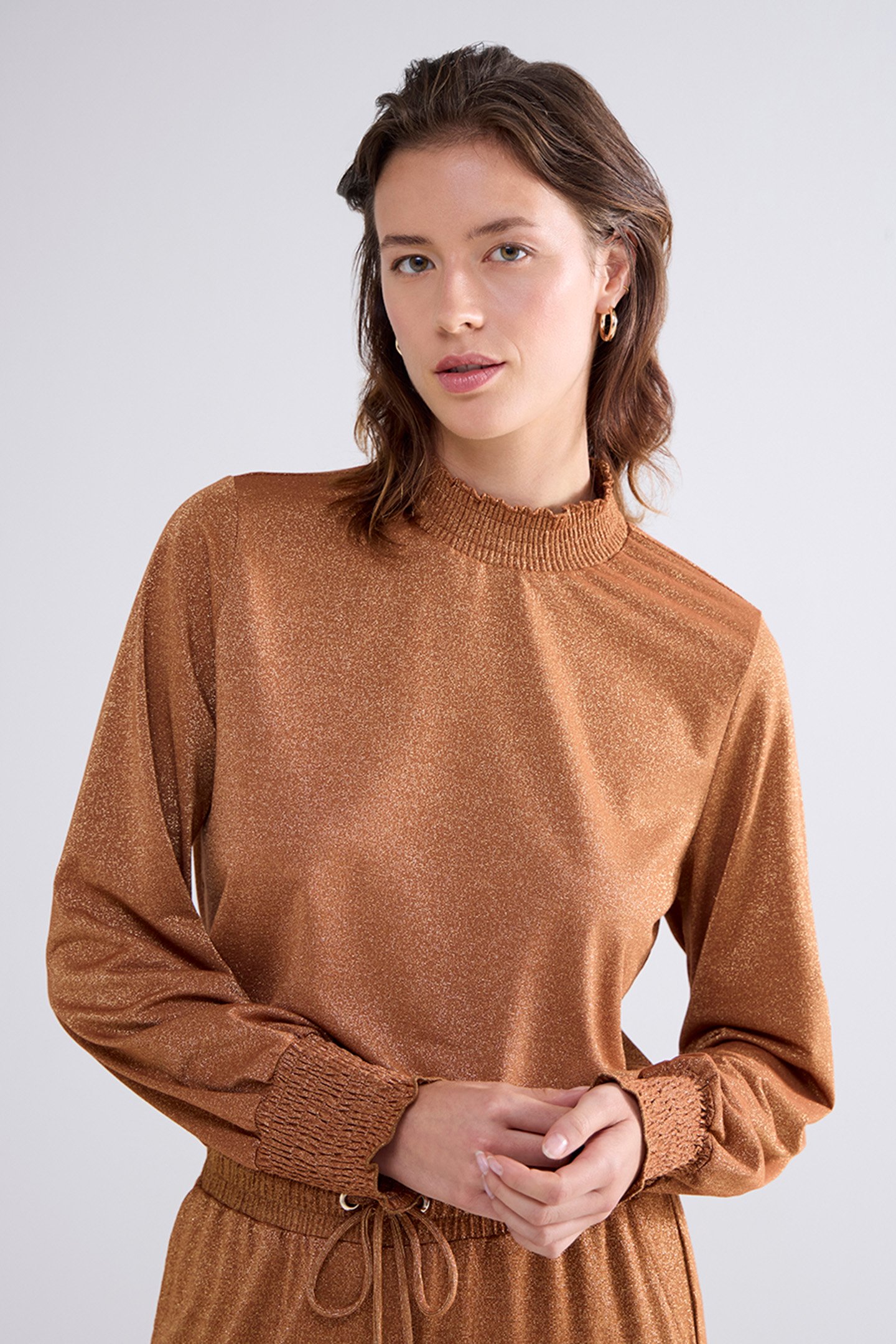 SMOCKED TOP FINE LUREX JERSEY CARAMEL COFFEE by Summum Woman