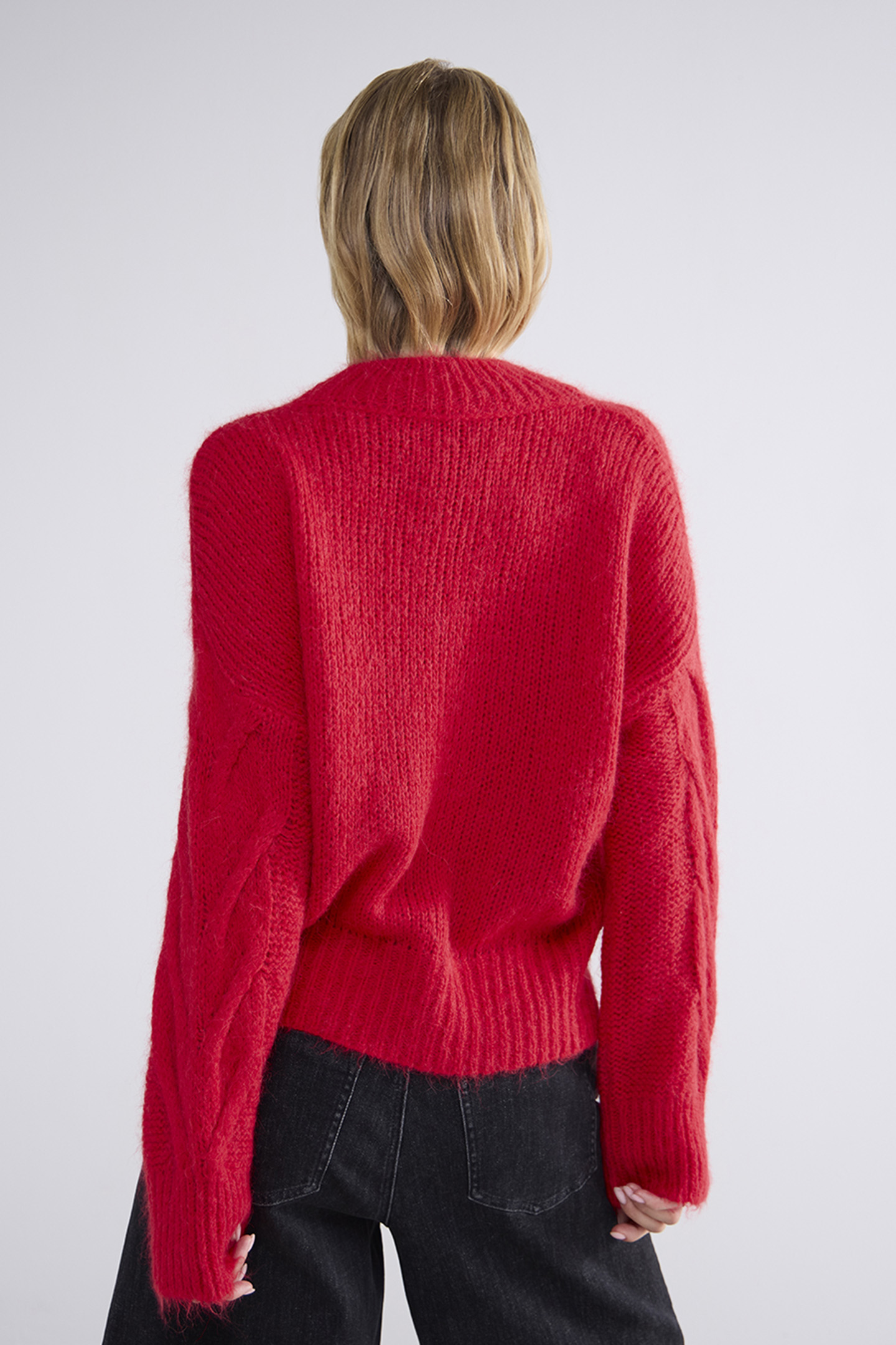 SWEATER BIG CABLE KNIT TRUE RED 2