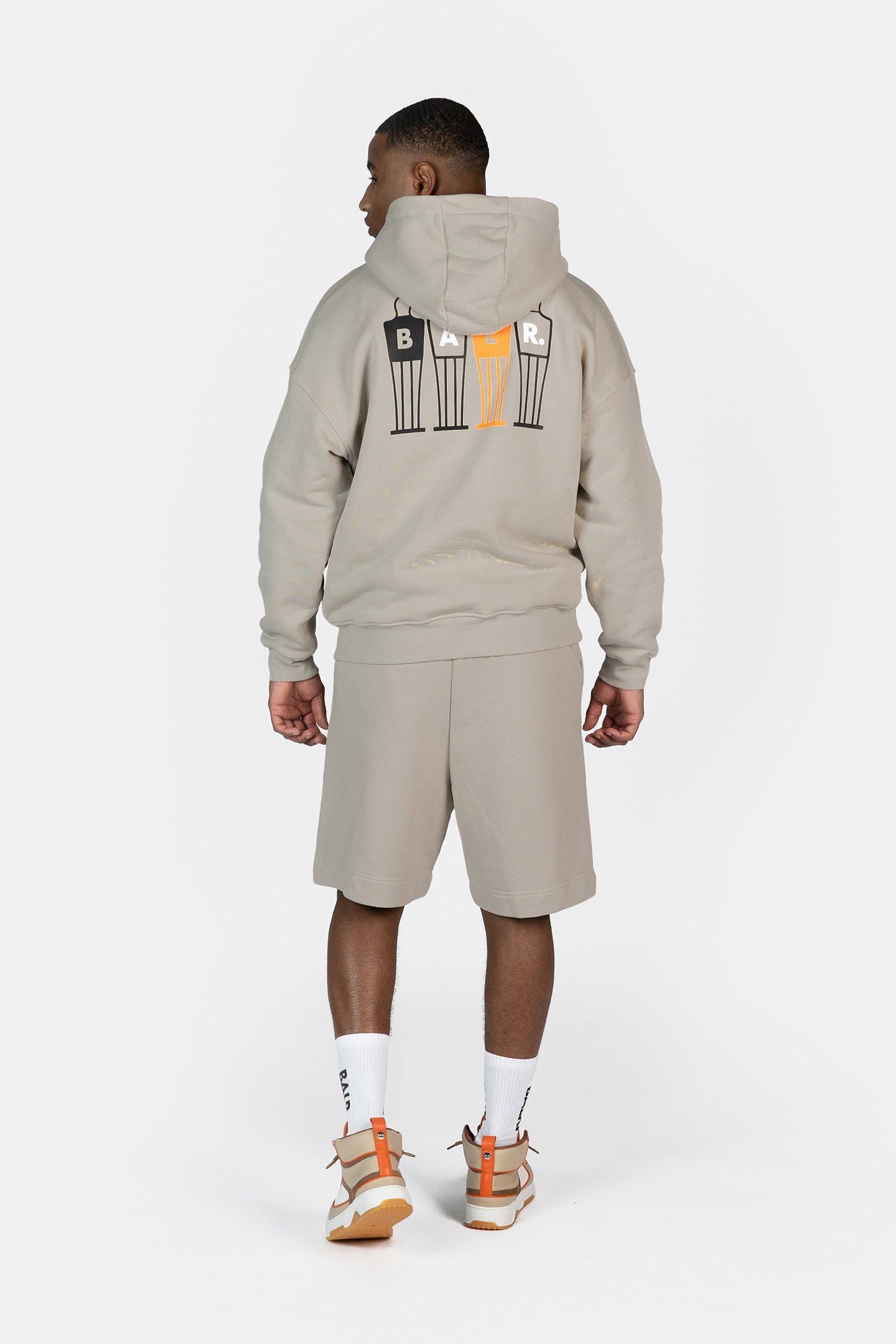 THE WALL BOX FIT HOODIE SILVER LINING 3