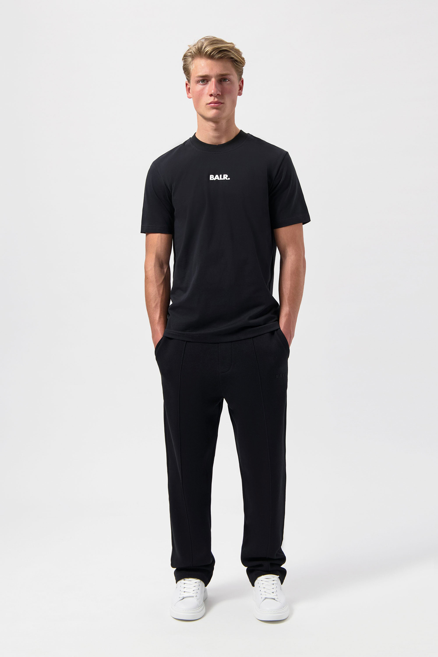 BALR. STADIUM REGULAR FIT T-SHIRT JET BLACK 3