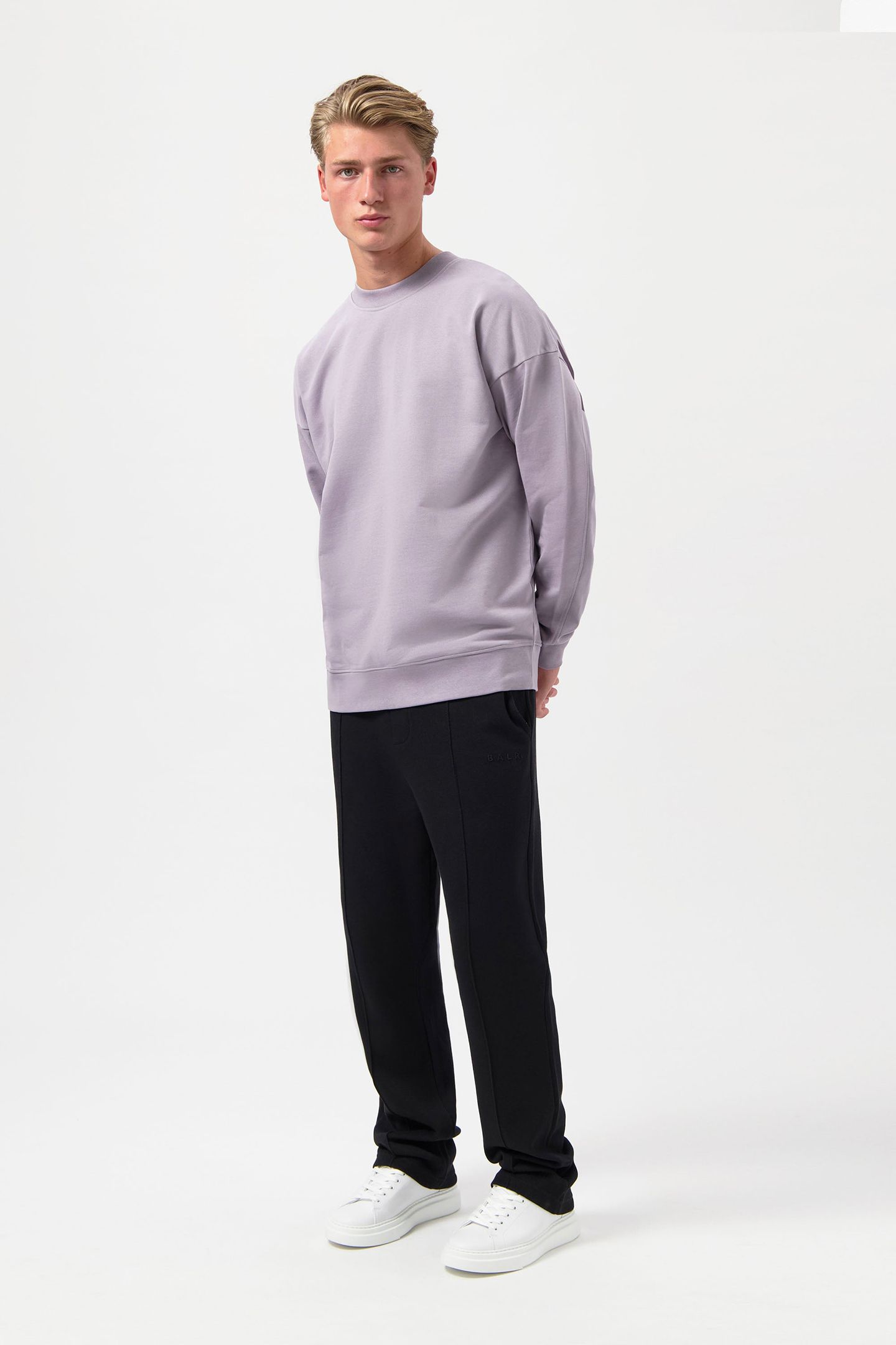 GAME DAY BOX FIT CREWNECK ULTIMATE GRAPE 1