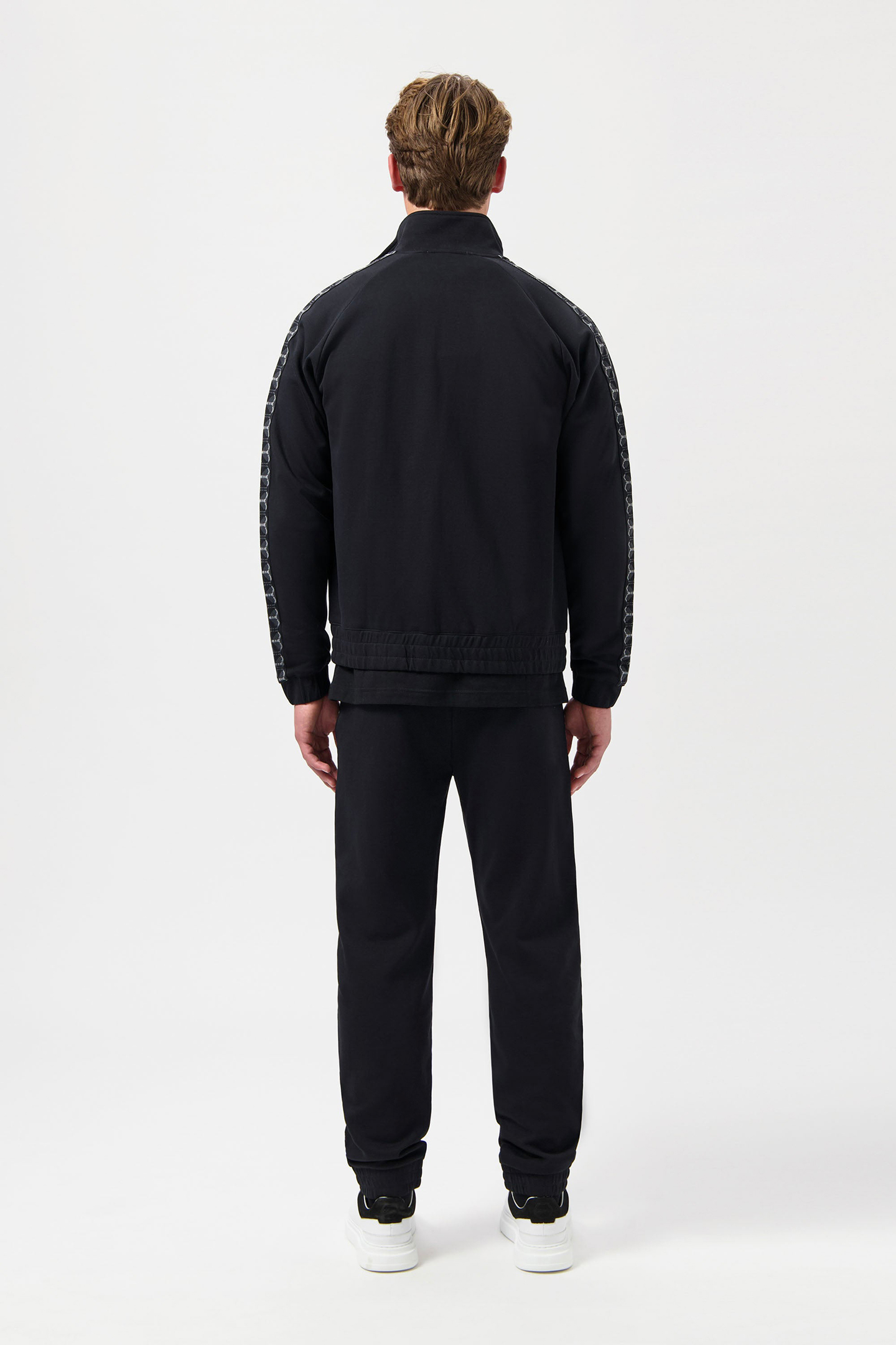 BALR. MONOGRAM TAPE REGULAR FIT TRACK JACKET JET BLACK 2