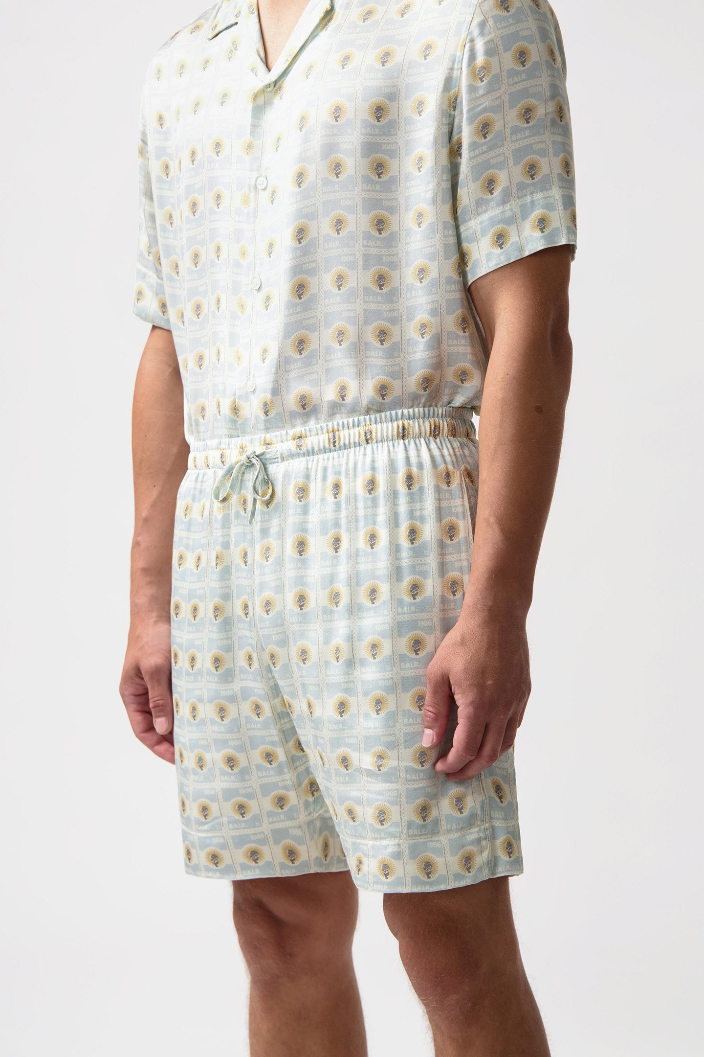 GOTL STAMP BOX SHORTS BRIGHT WHITE 5