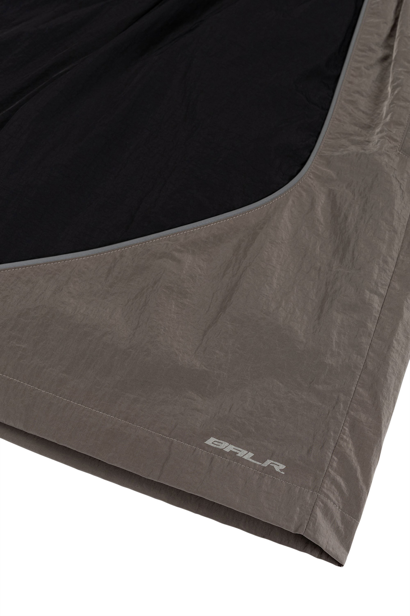 JEZRA SHORTS JET BLACK 6