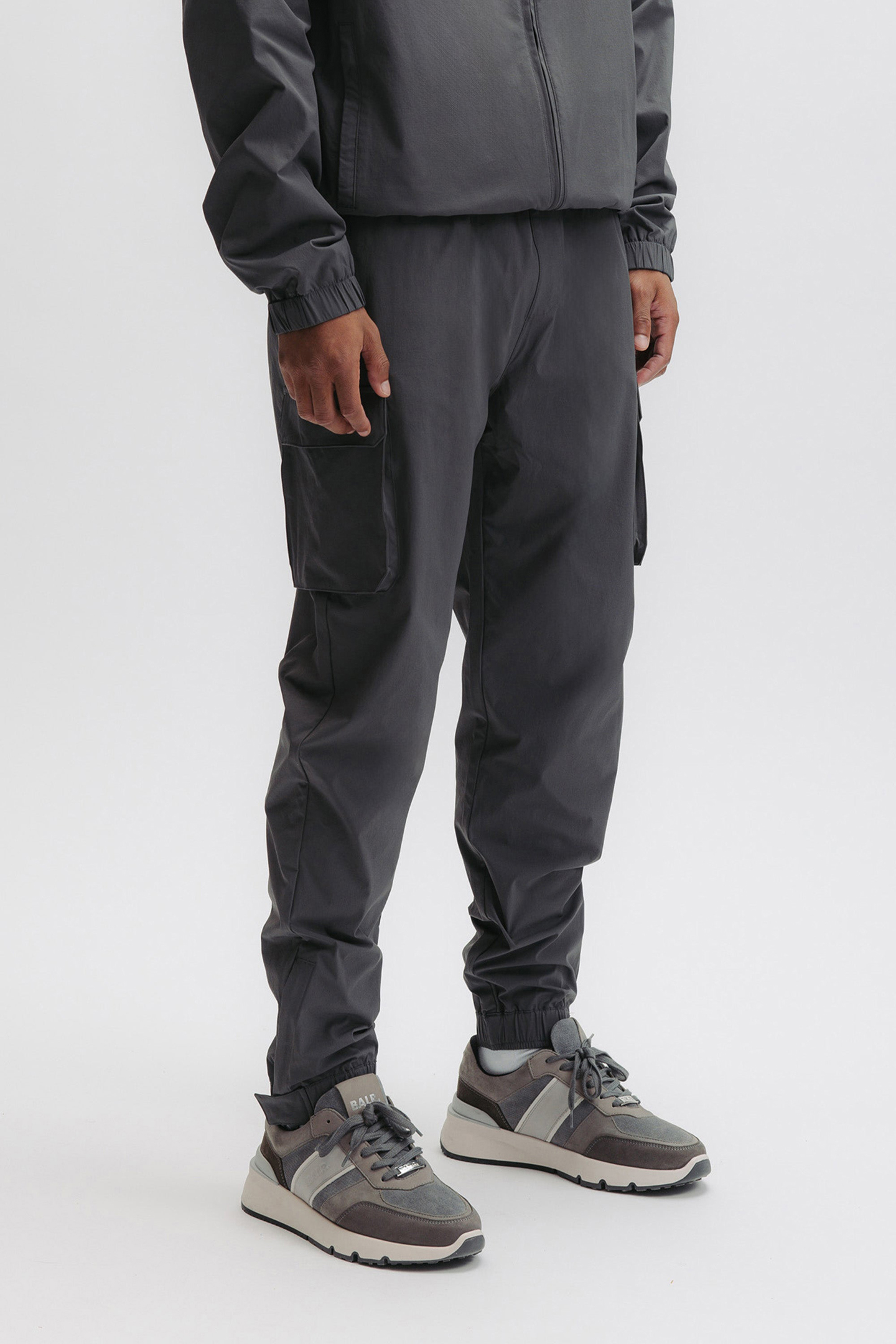 TECH CUFFED CARGO PANTS VOLCANIC GREY 5