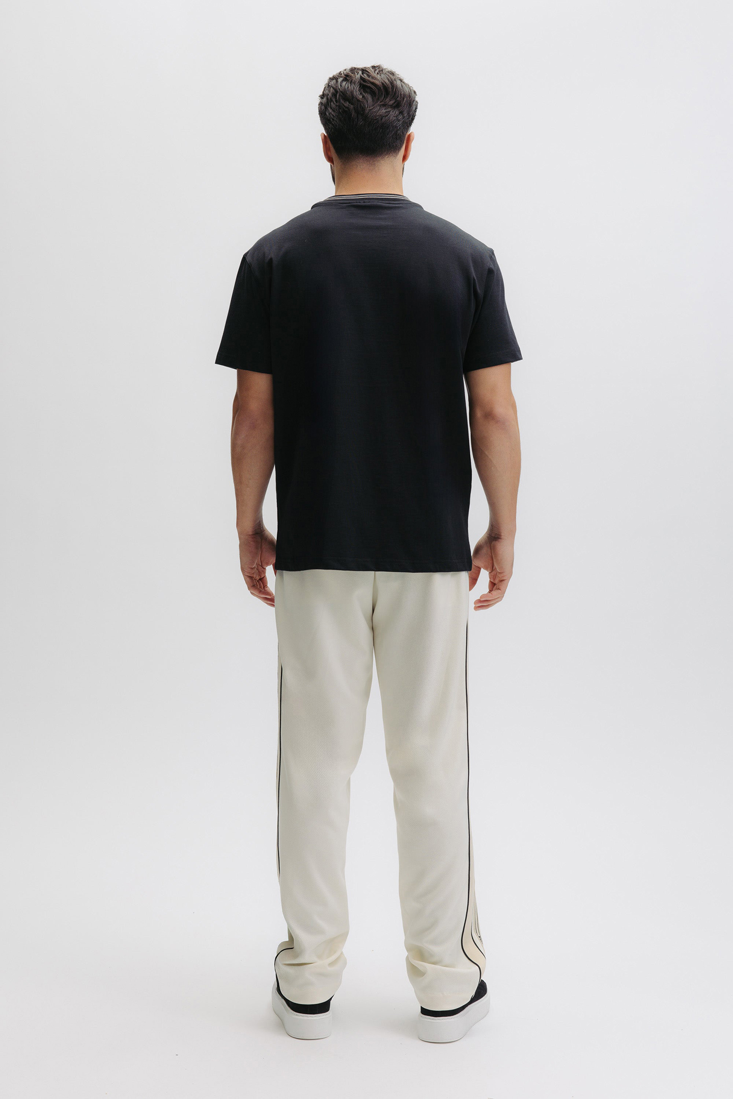 NOSTALGIA T-SHIRT JET BLACK 2