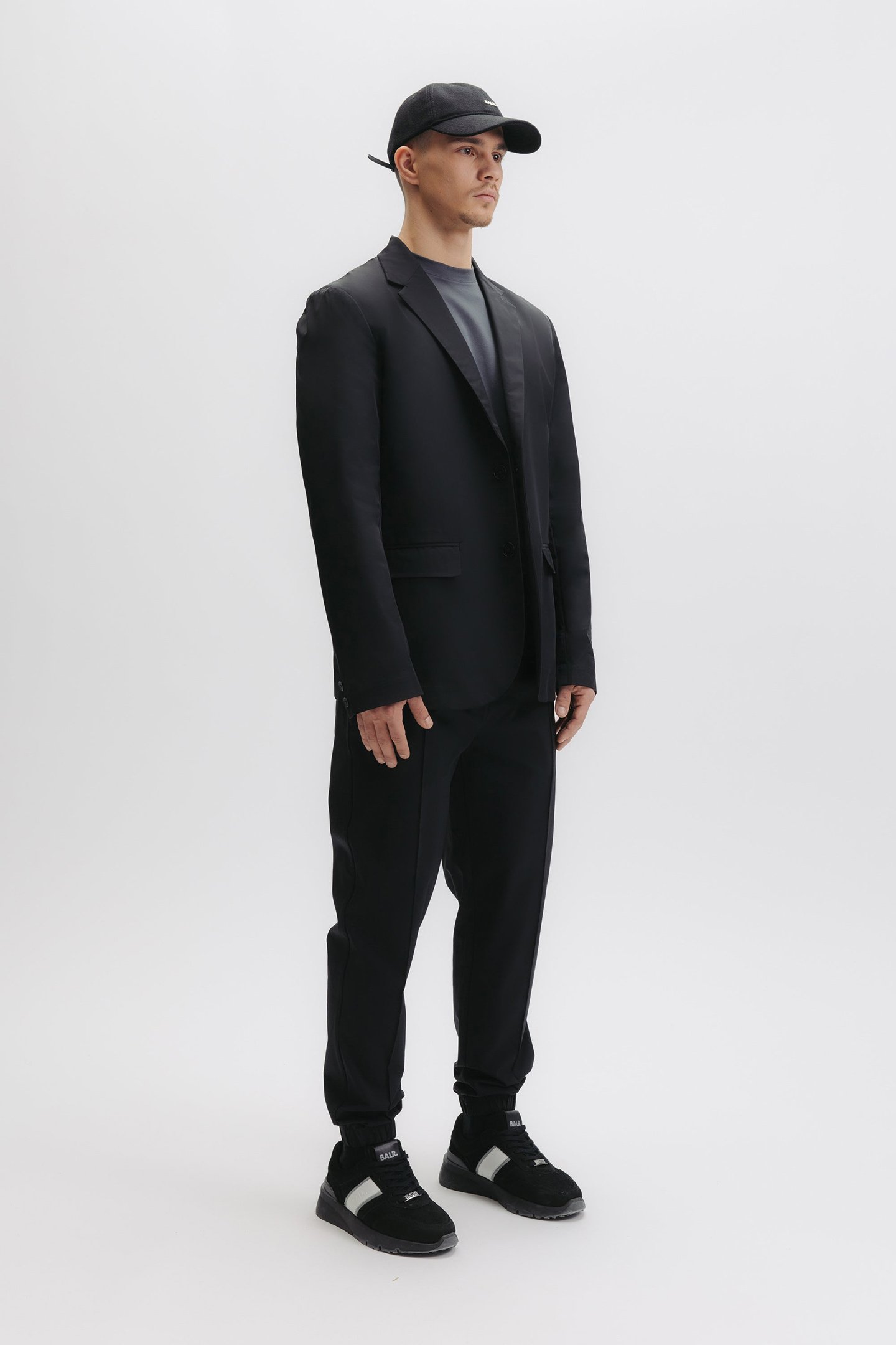 XI TECH BLAZER JET BLACK 3