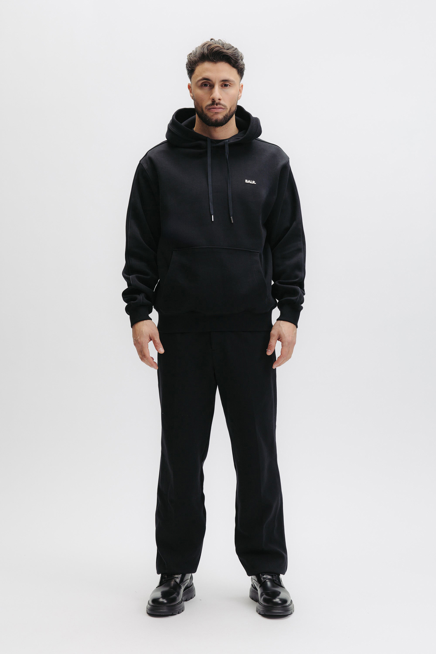 Q SERIES HOODIE JET BLACK 1