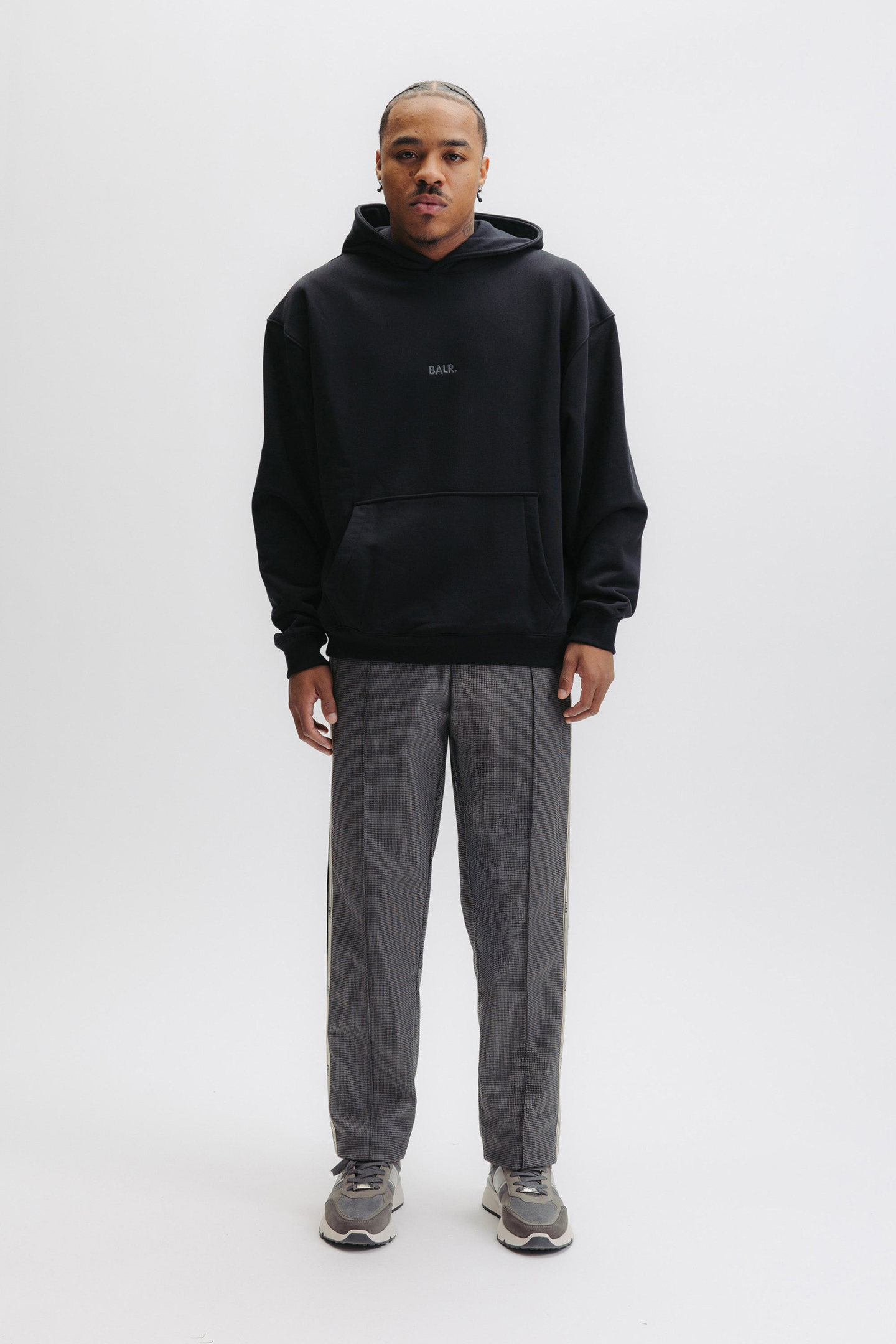 GOTL CREST BOX HOODIE JET BLACK 1