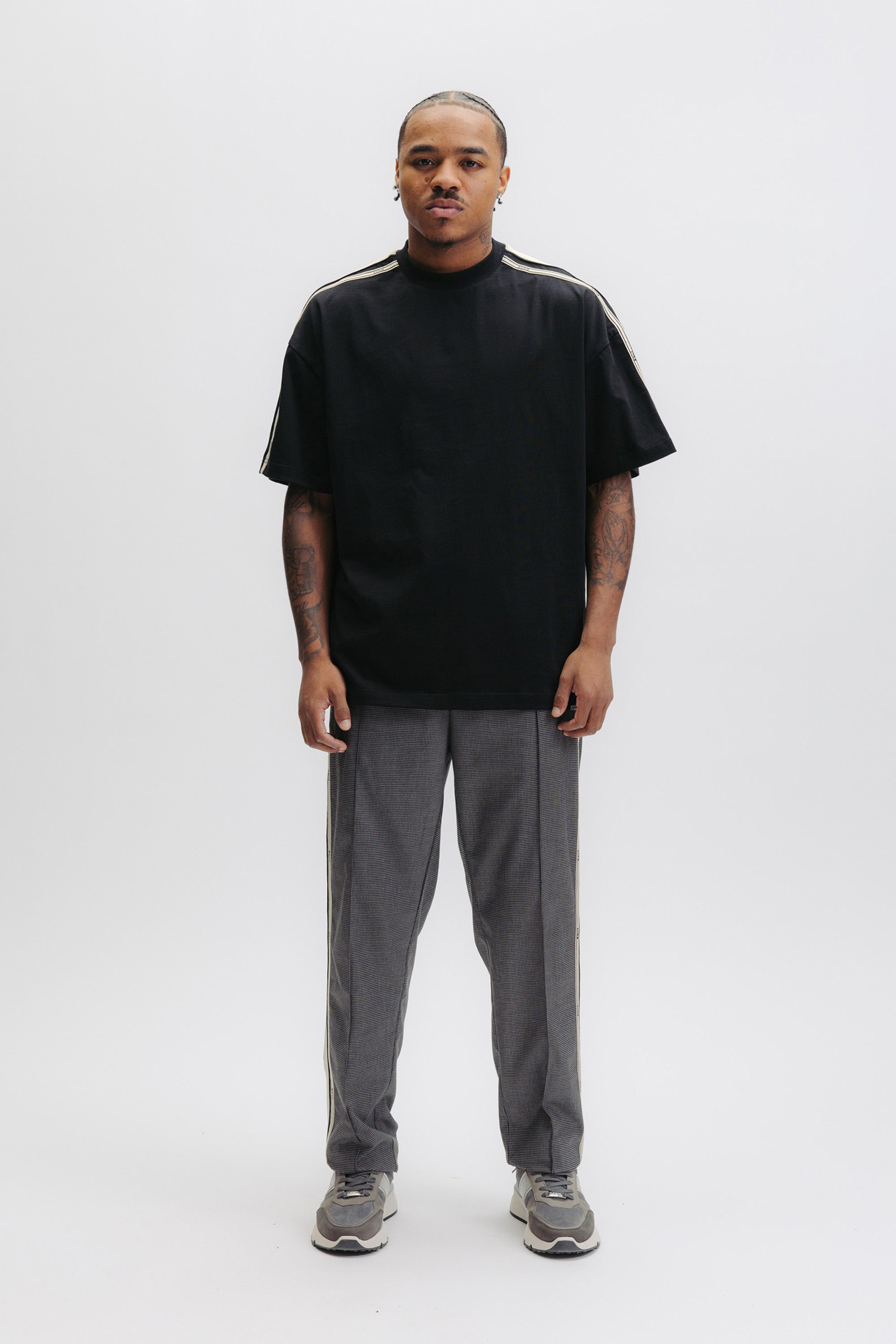 TAPE BOX T-SHIRT JET BLACK 1