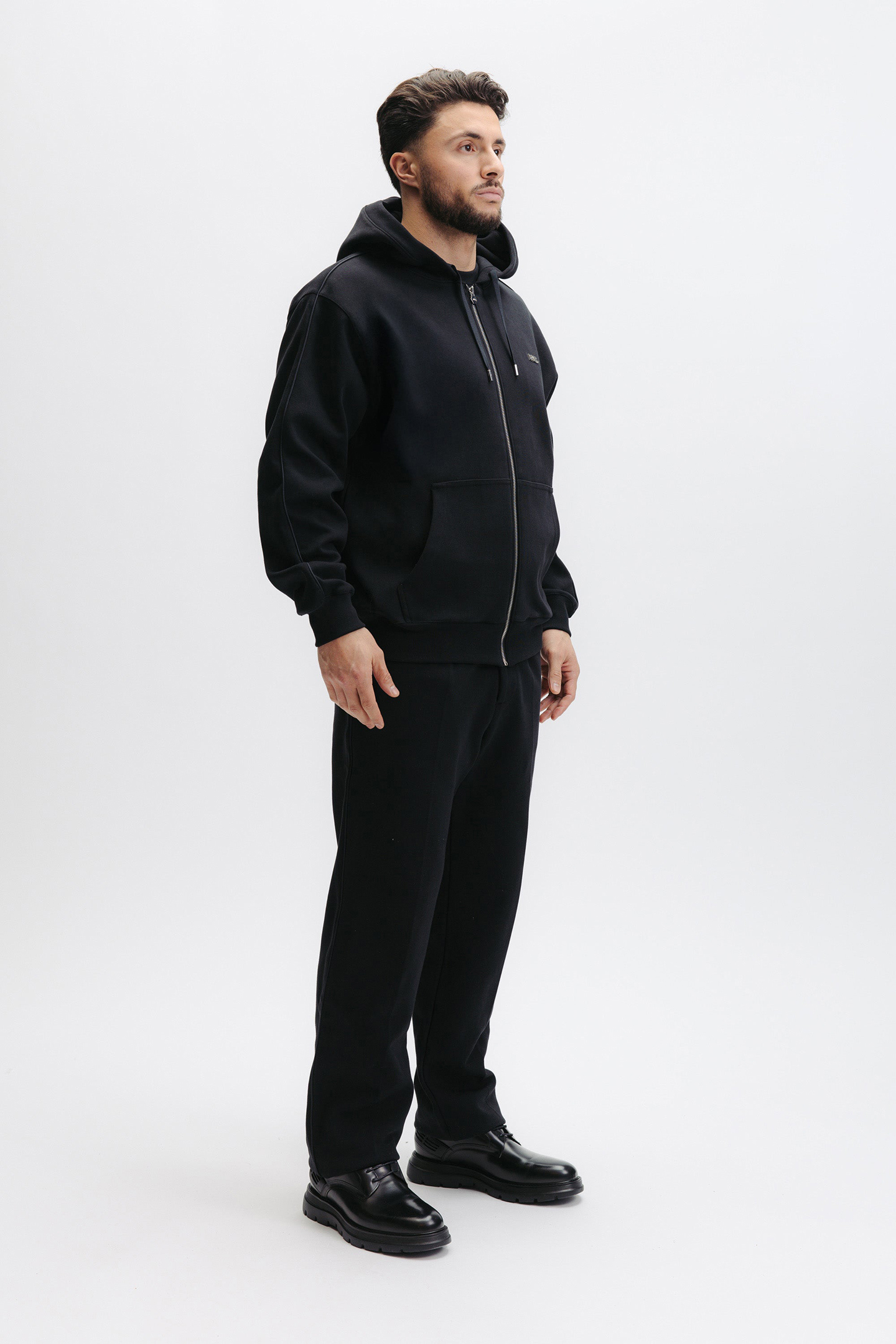 Q SERIES ZIP THROUGH HOODIE JET BLACK 5