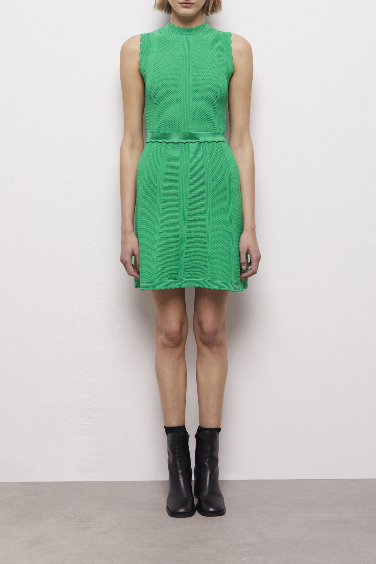 SHORT SLEEVELESS KNIT DRESS GREEN 1