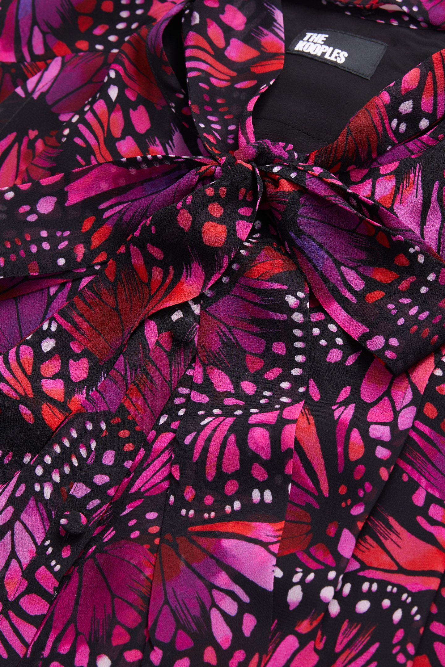 ML BUTTONED TOP WITH LAVALIERE COLLAR PINK 2