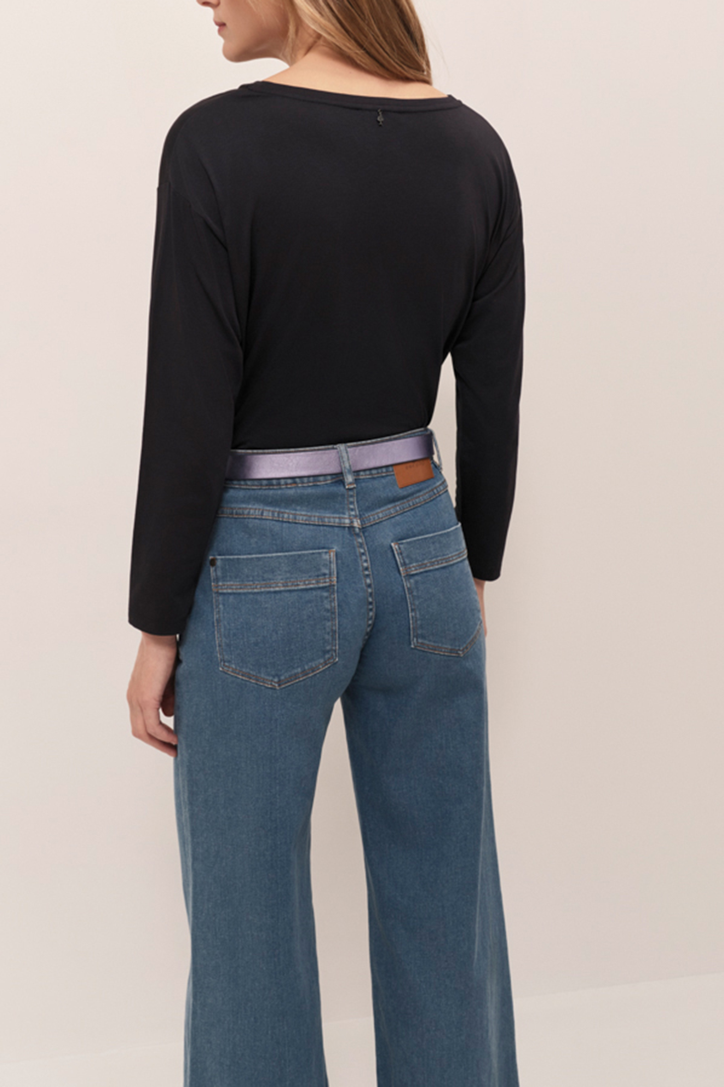 MEZZO - NAVY BLUE T-SHIRT WITH ABSTRACT LANDSCAPE DESIGN 2