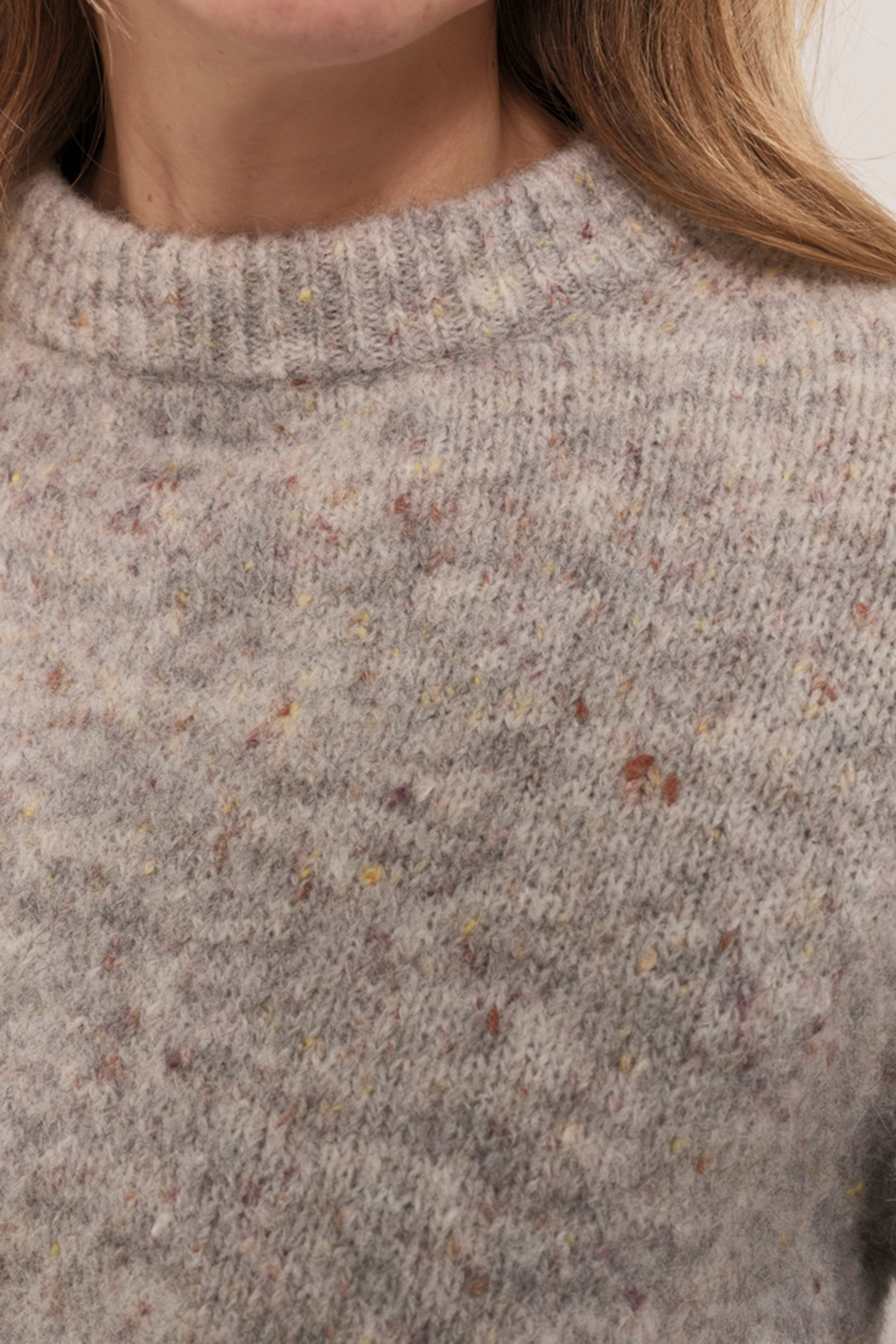 TAIPEI - HEATHER GRAY KNIT SWEATER WITH DOUBLE-KNIT FABRIC 6