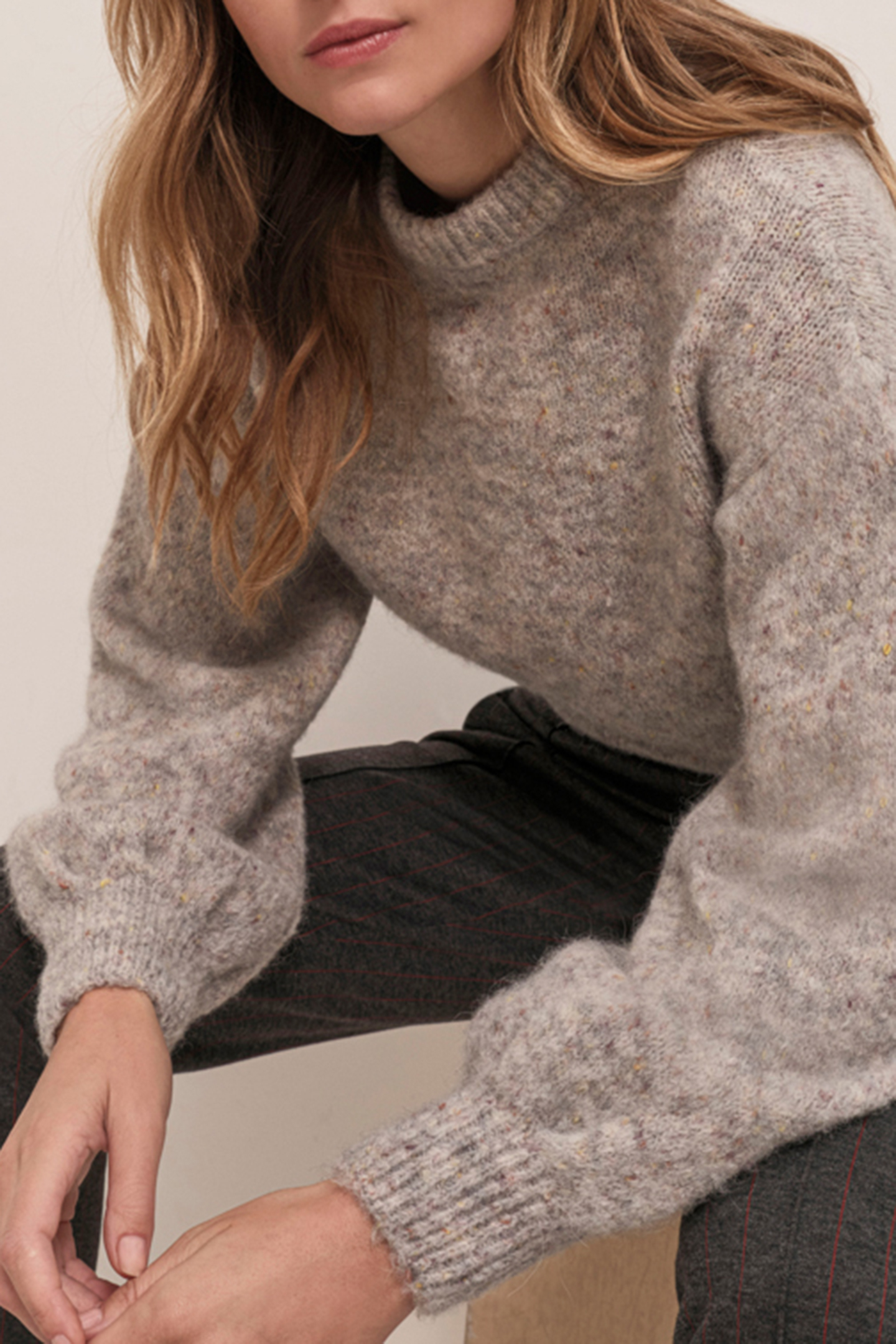 TAIPEI - HEATHER GRAY KNIT SWEATER WITH DOUBLE-KNIT FABRIC 4