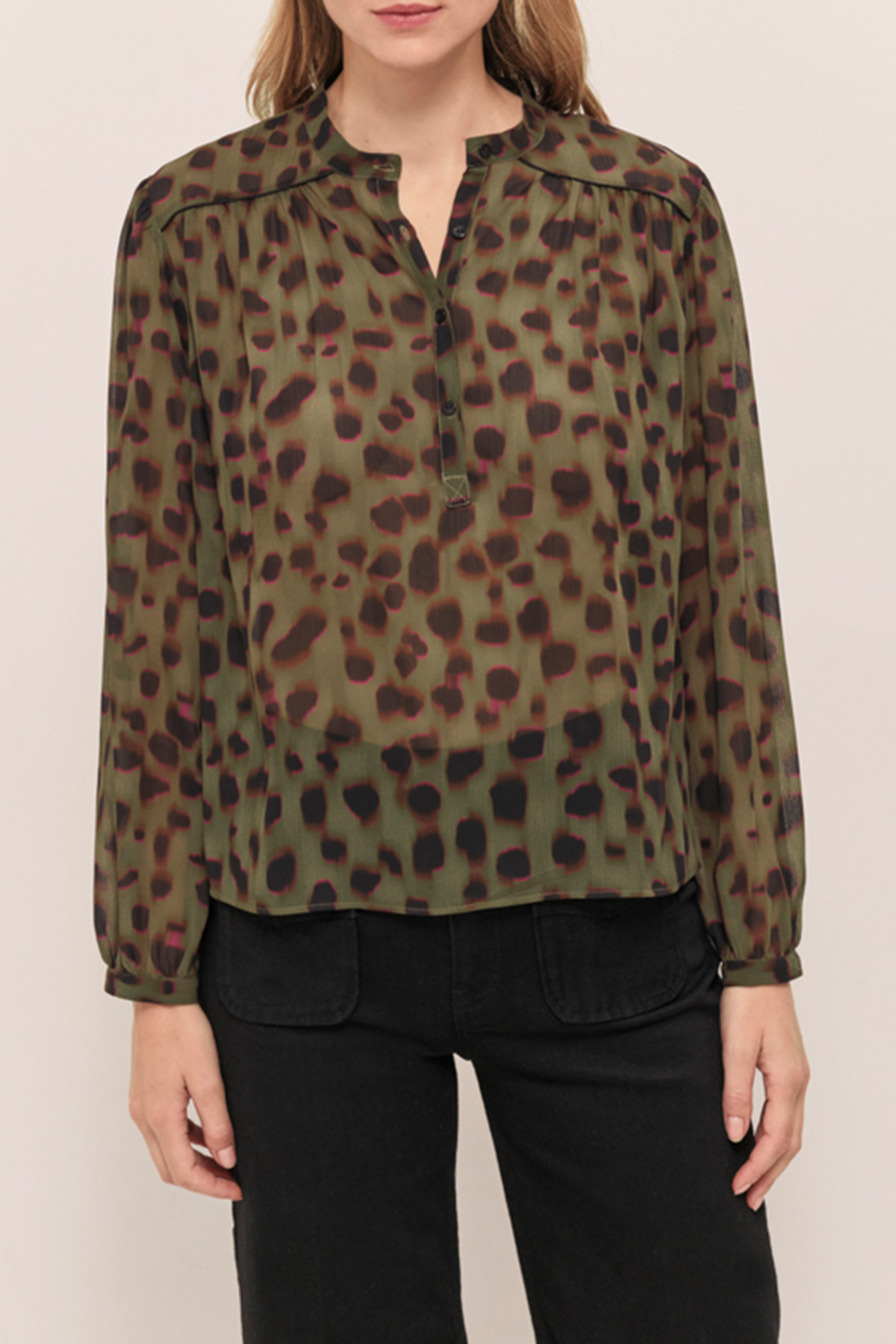 CLUSE - KHAKI BLOUSE WITH BLURRED SPLATTER PRINT 1