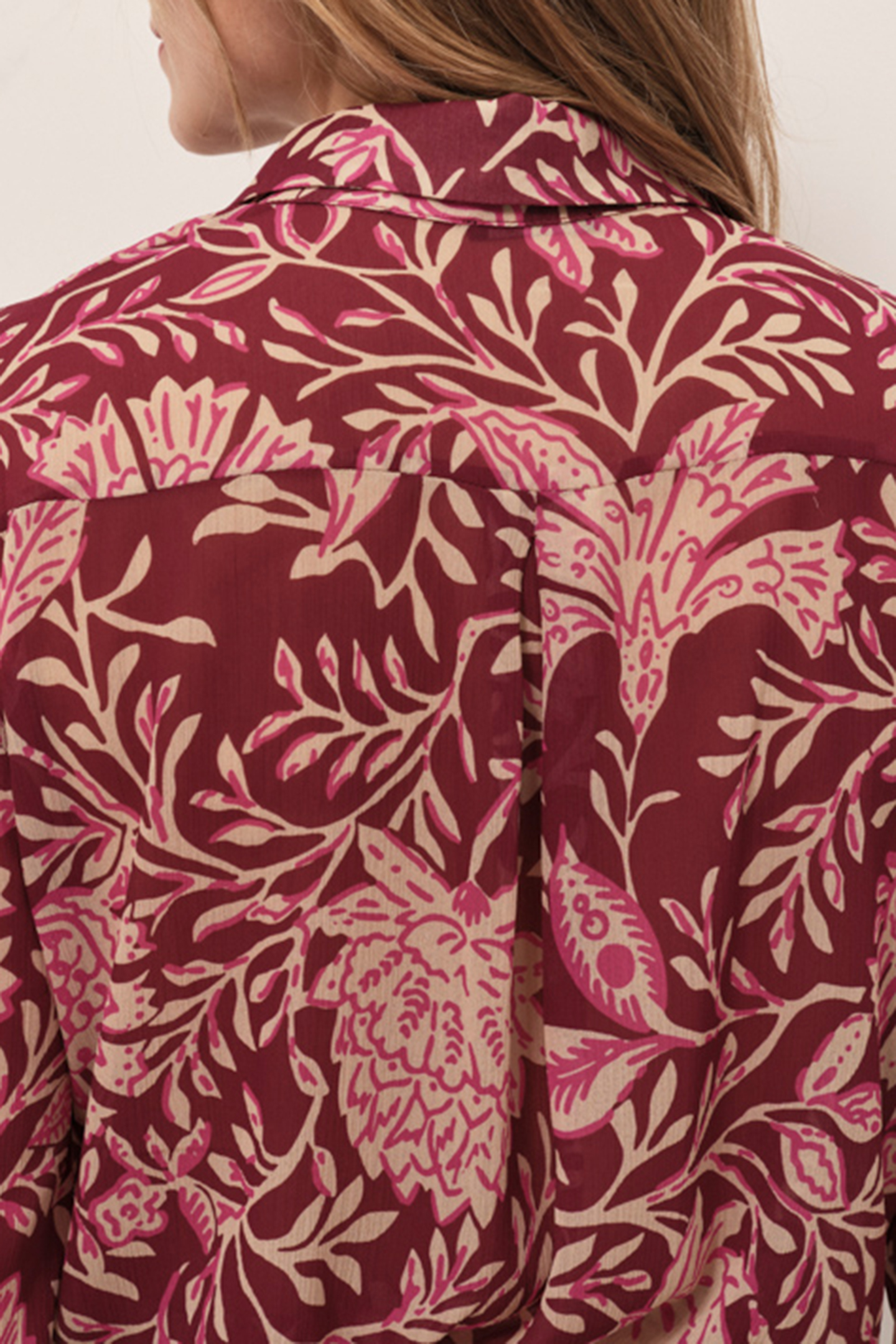 COLBIE - OPERA SHIRT WITH BAROQUE FOLIAGE PRINT 5