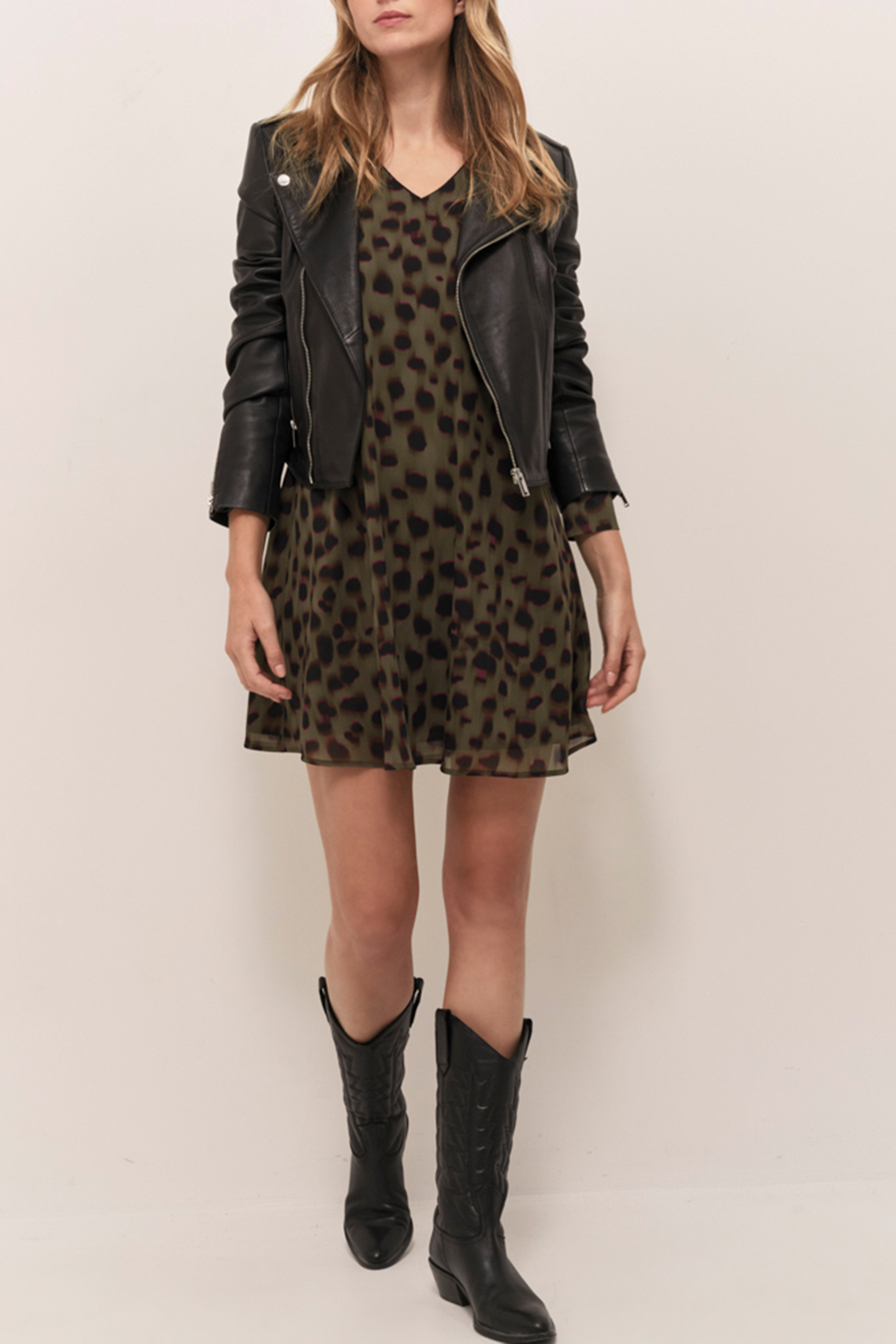 REACH - KHAKI DRESS WITH BLURRED SPLATTER PRINT 4