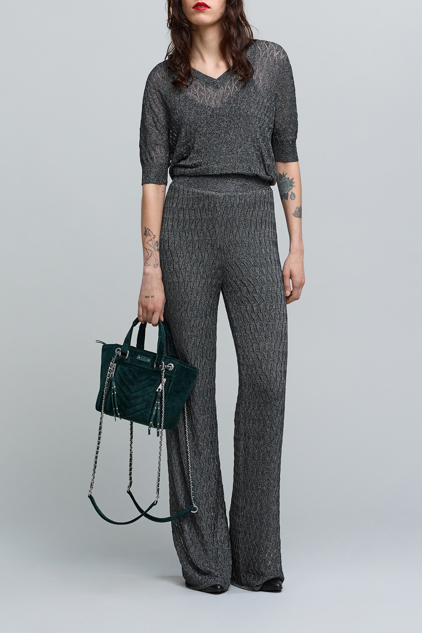 GREY PANTS IN FINE OPENWORK GRAPHIC KNIT 3