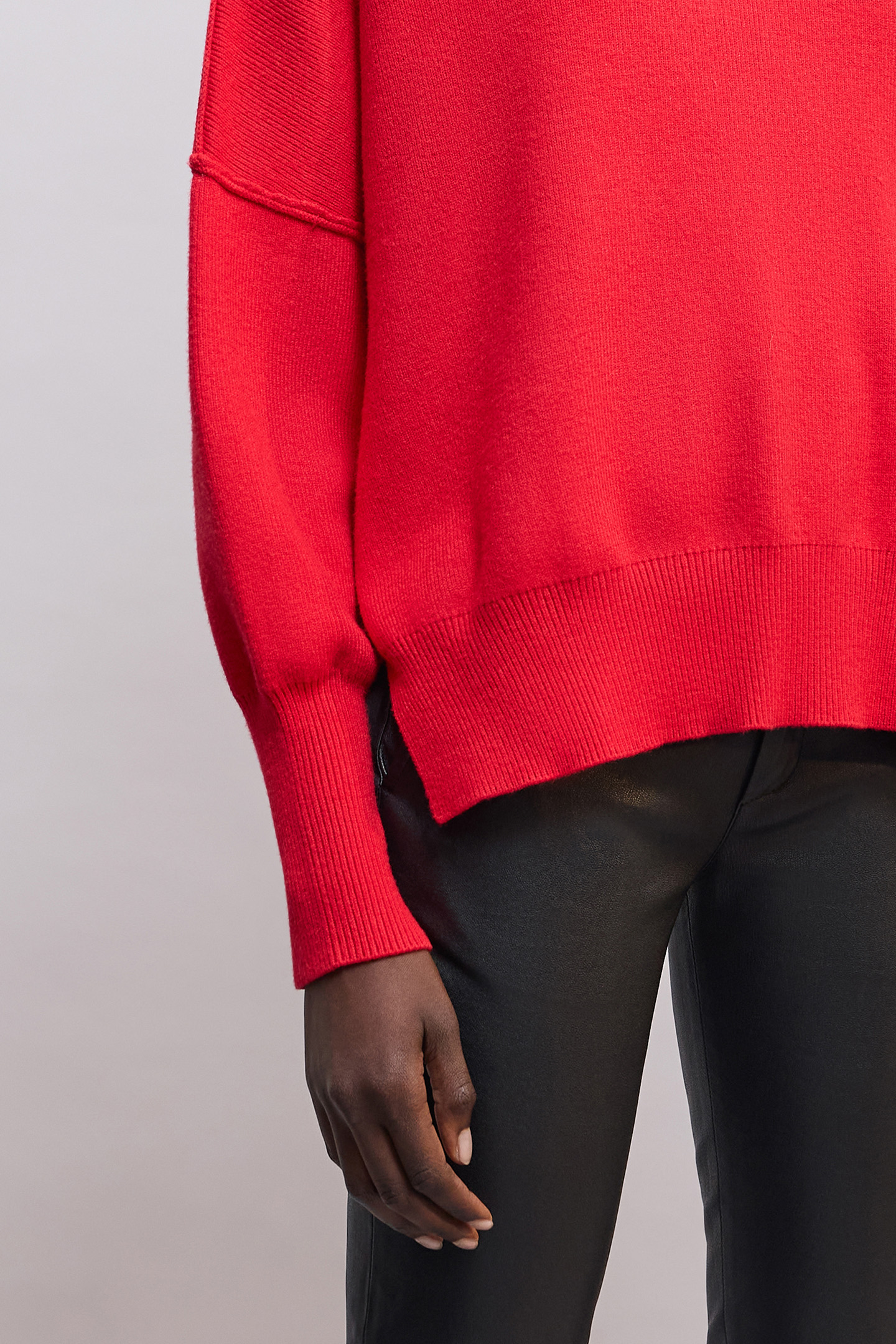 VERMILION REVERSE SEAM SWEATER 7