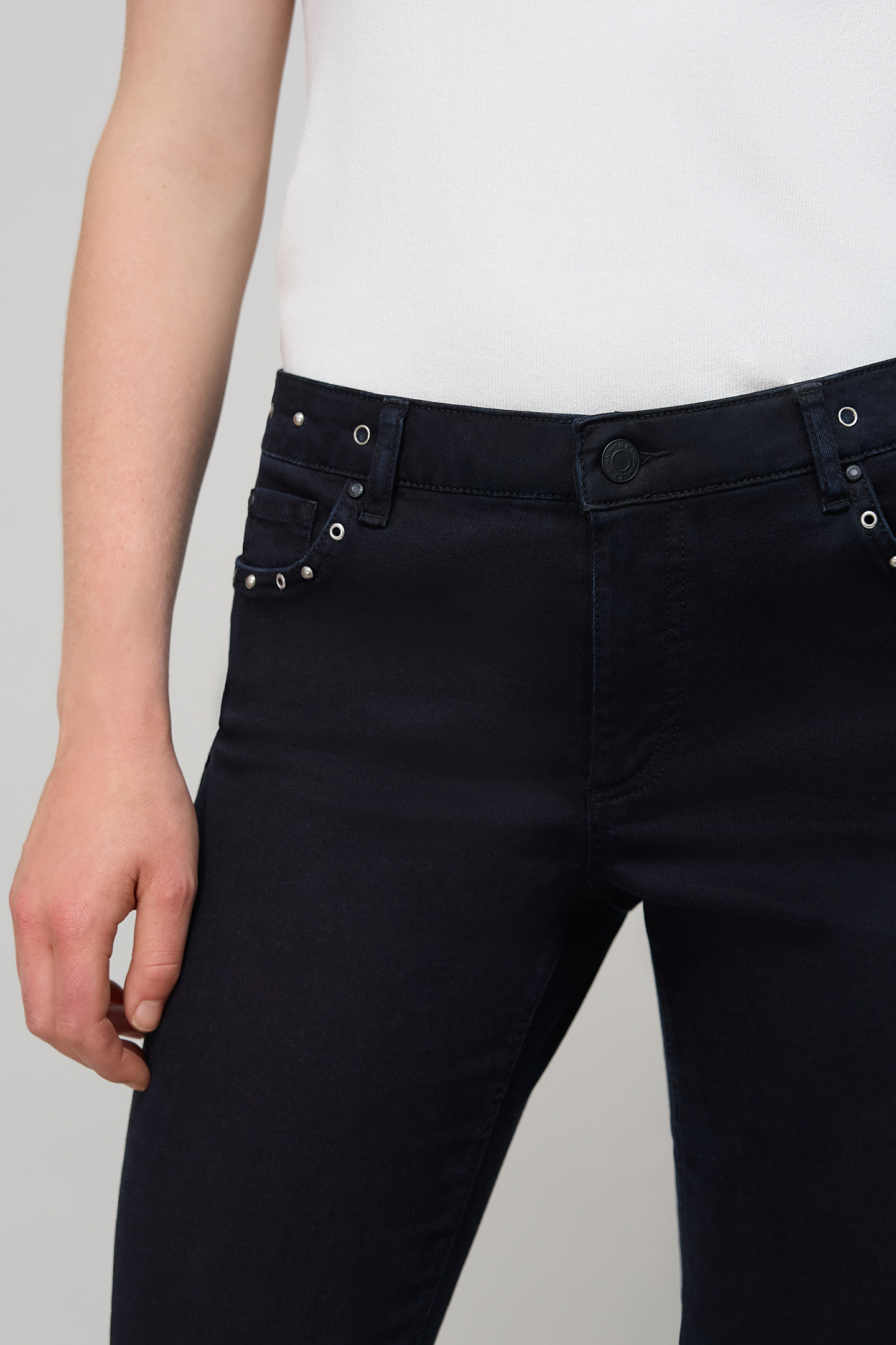 7/8TH SLIM BLUE BLACK POWERSTRETCH STUDDED JEANS 5