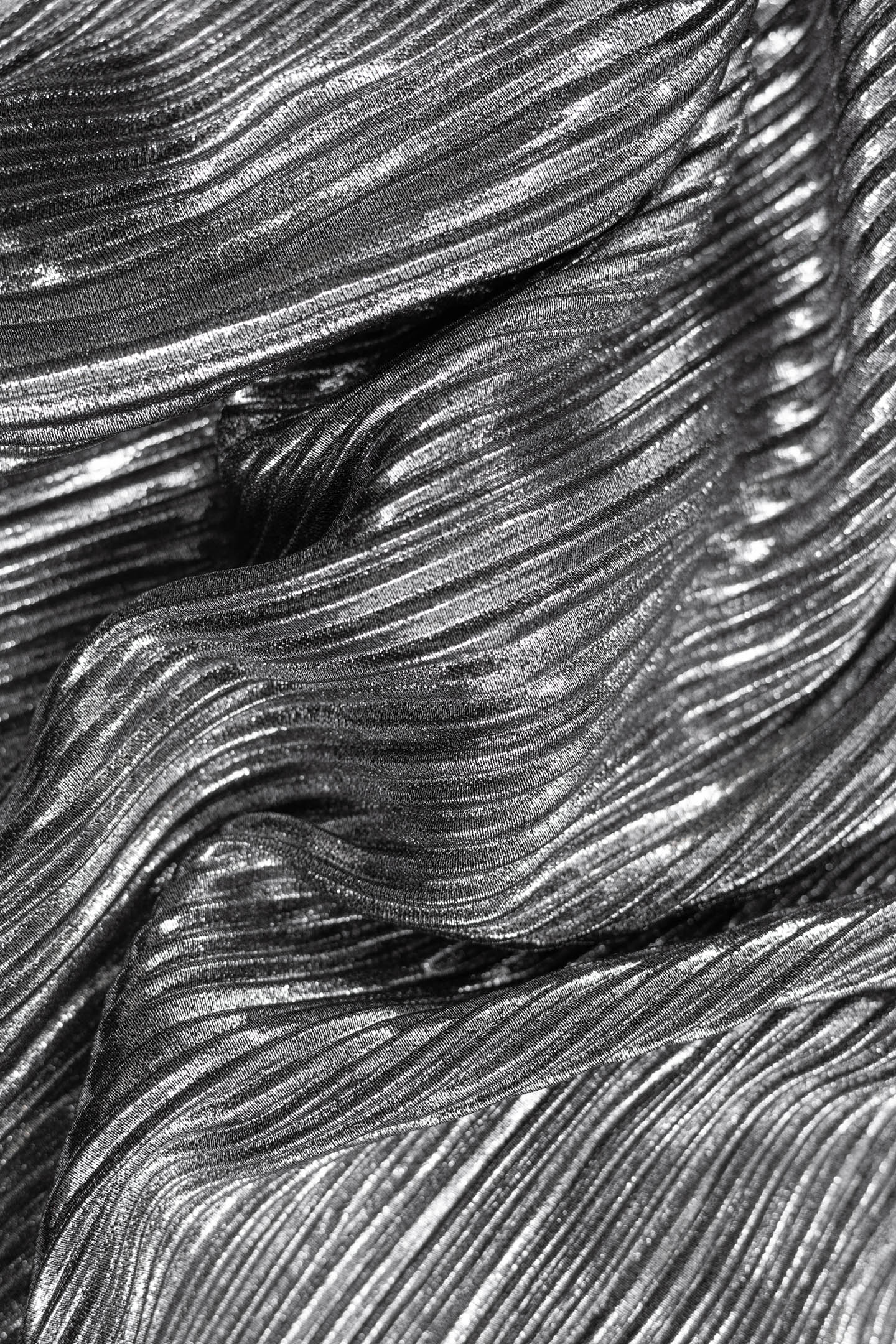 BLACK METALLIC PLEATED DRESS 7