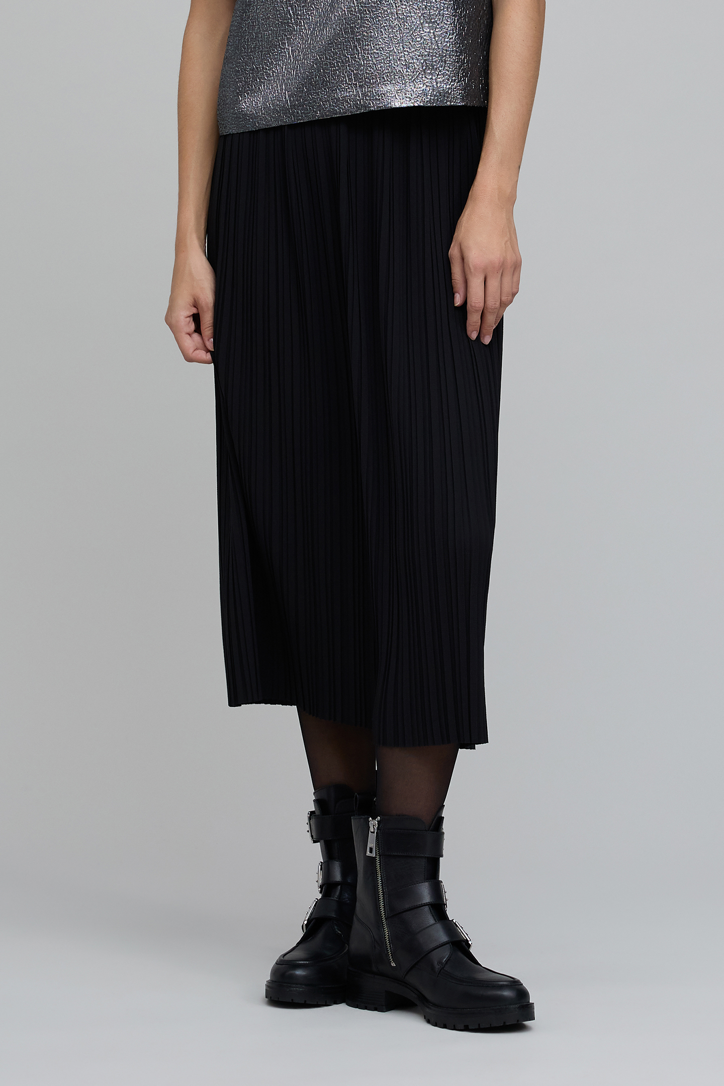BLACK PLEATED MIDI SKIRT 1