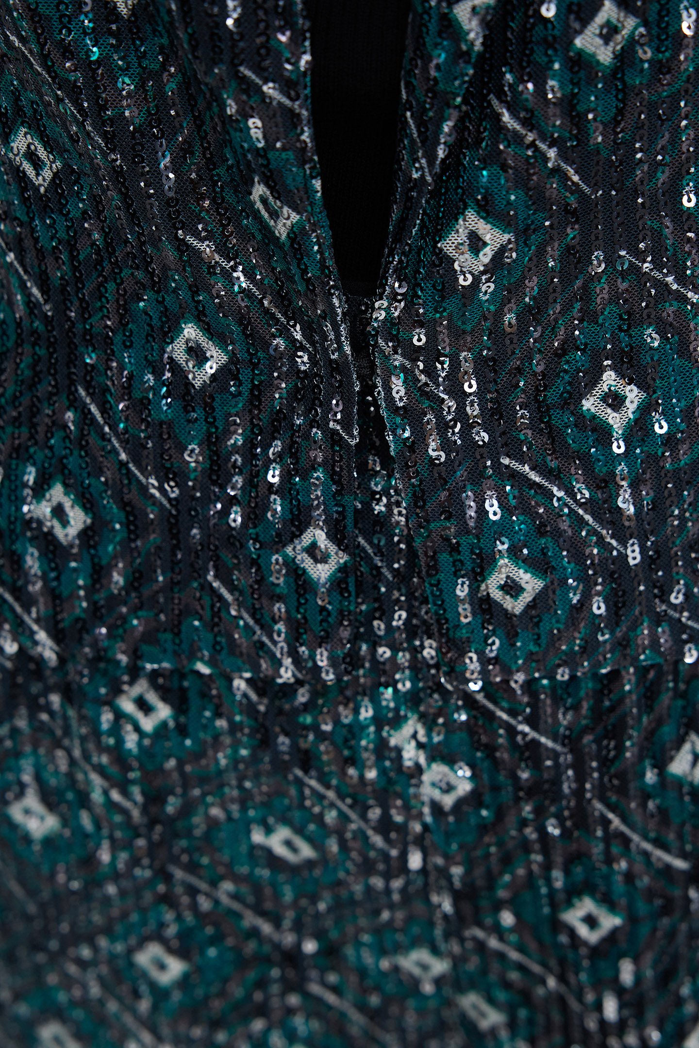 BLACK GEOMETRIC PRINT JACKET WITH SEQUINS EMBROIDERY 5