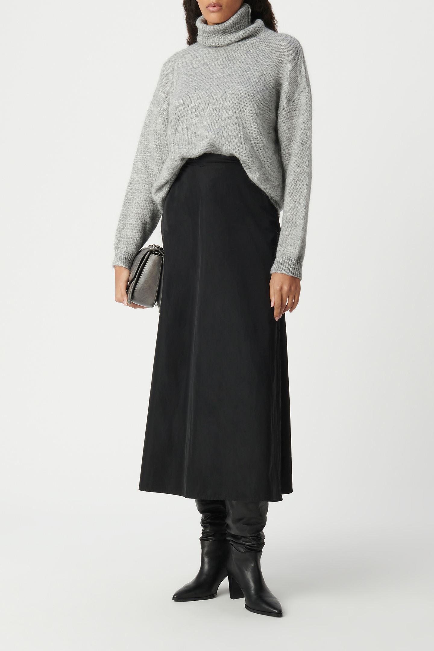 GREY TURTLENECK KNIT SWEATER WITH LUREX RIBBING 3