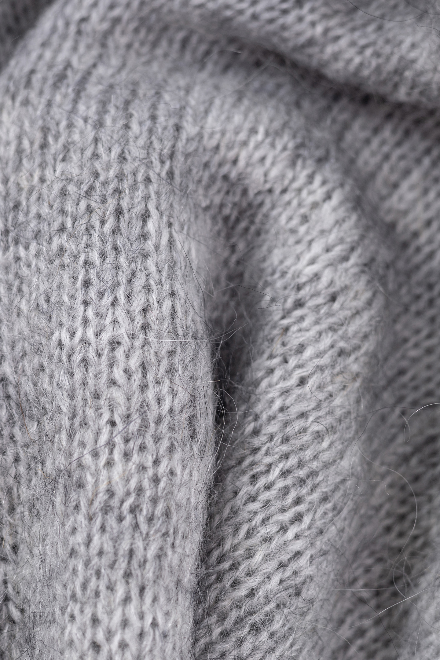 GREY TURTLENECK KNIT SWEATER WITH LUREX RIBBING 7