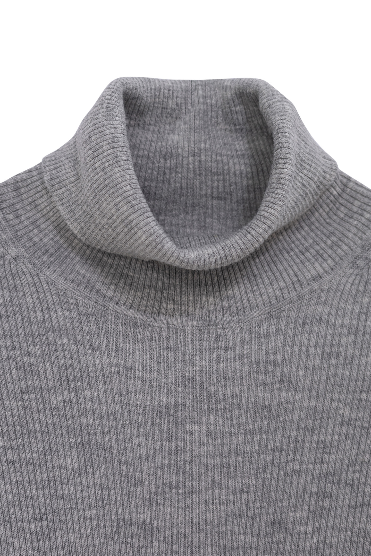 GREY TURTLENECK REVERSE SEAM SWEATER 2