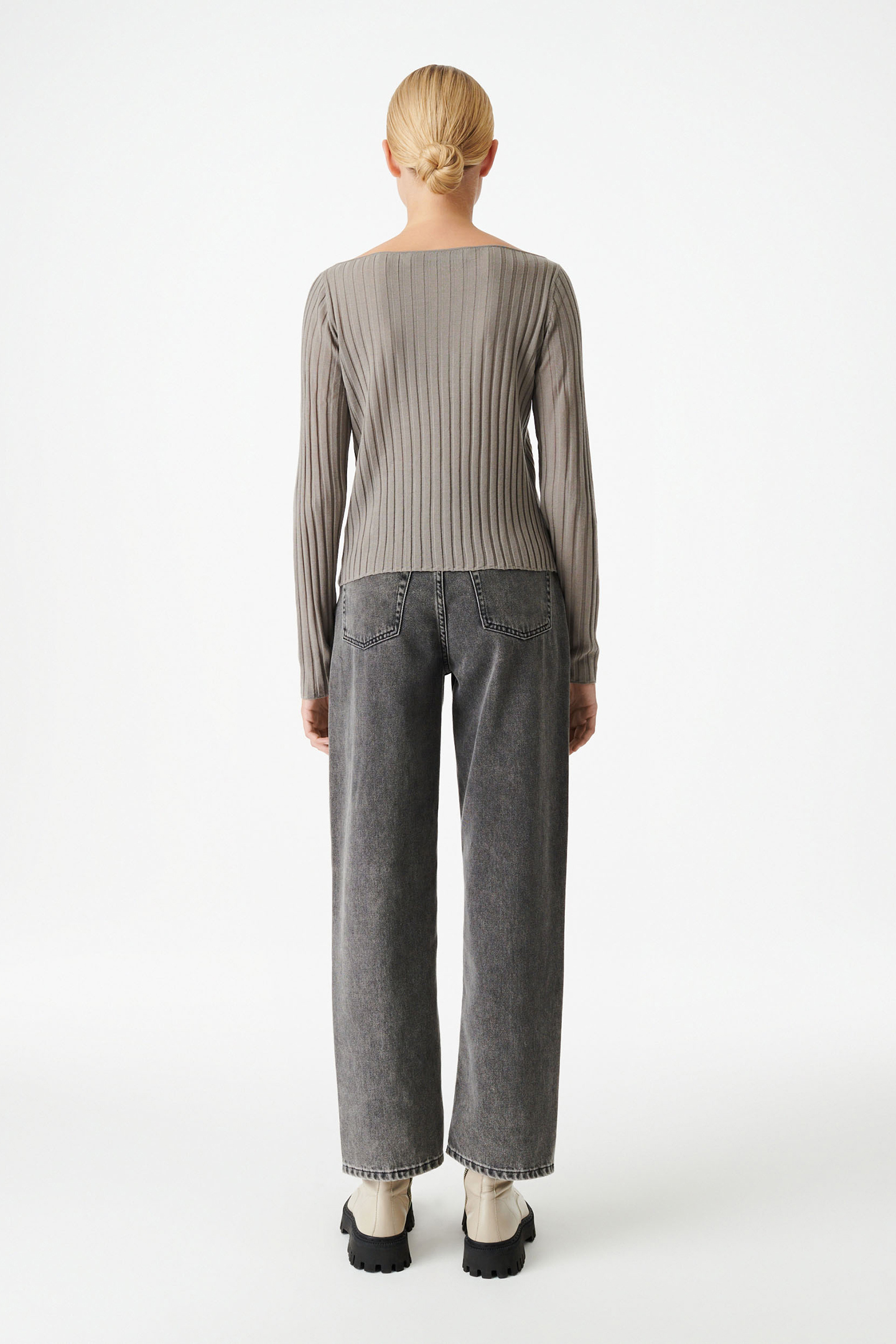 LEOTIE PULLOVER MASTIC 3