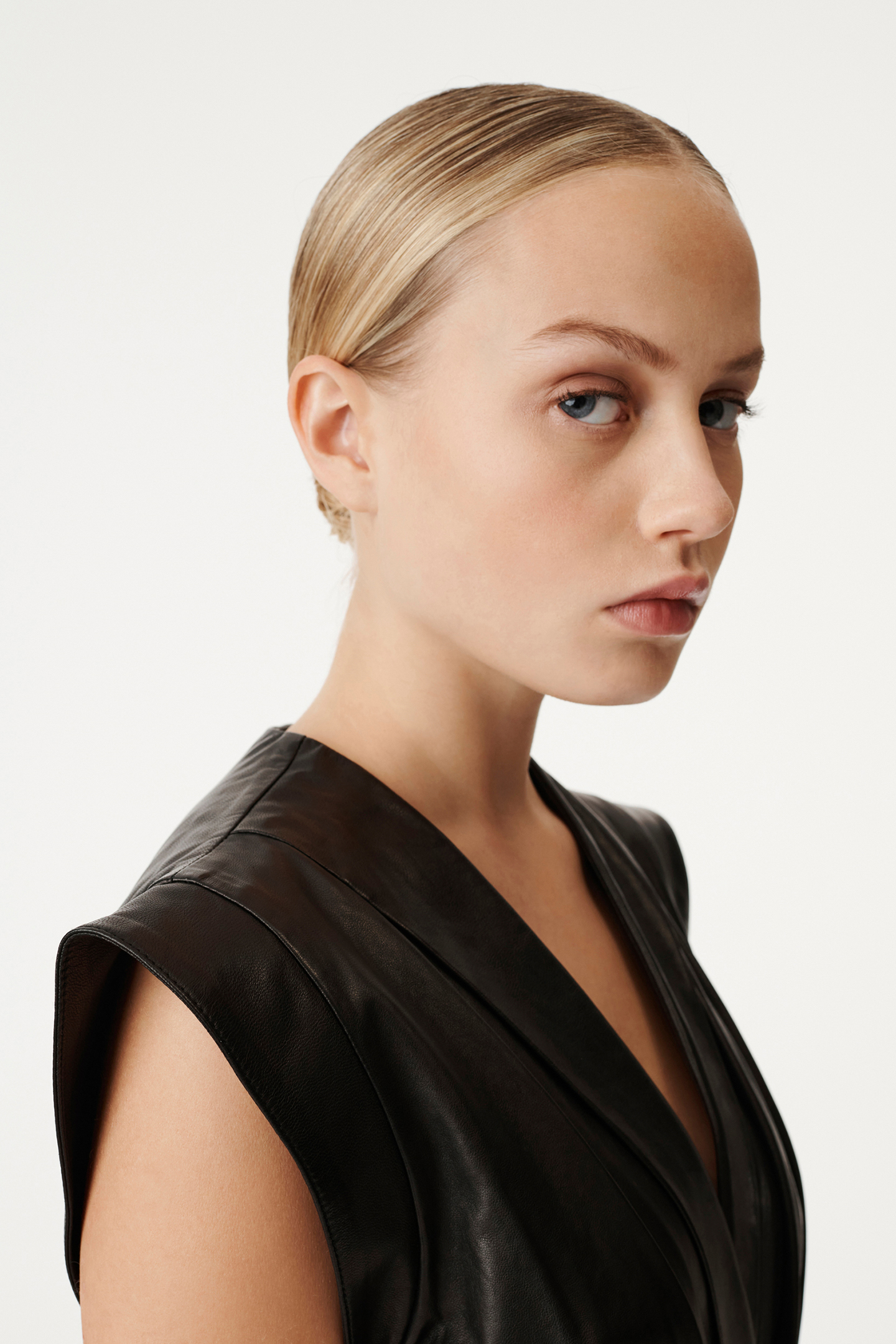 GARMSPE DRESS BLACK 5