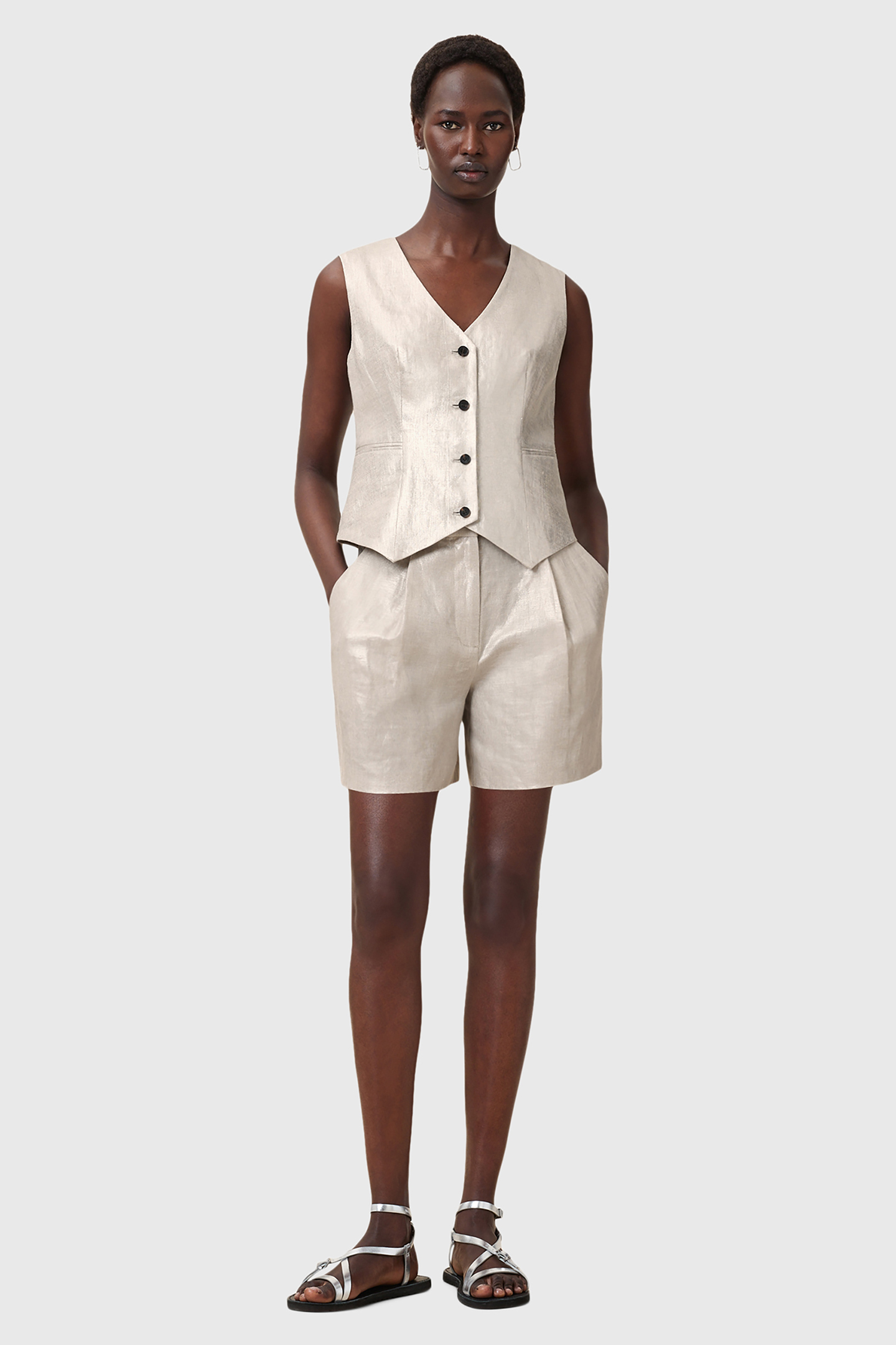 AVERIE SHORT SILVER GREY 3