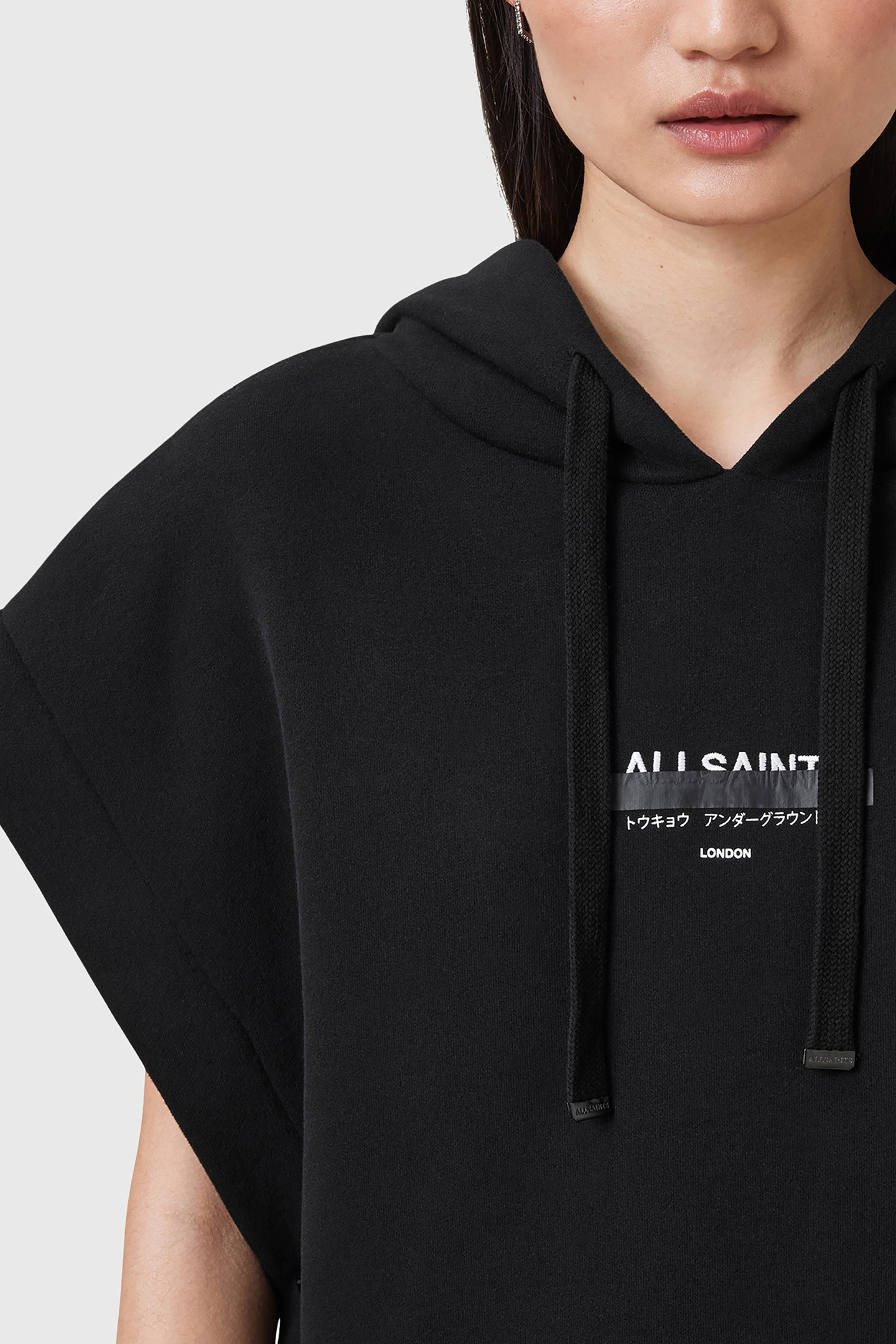 SORRI SL HOODY BLACK 10