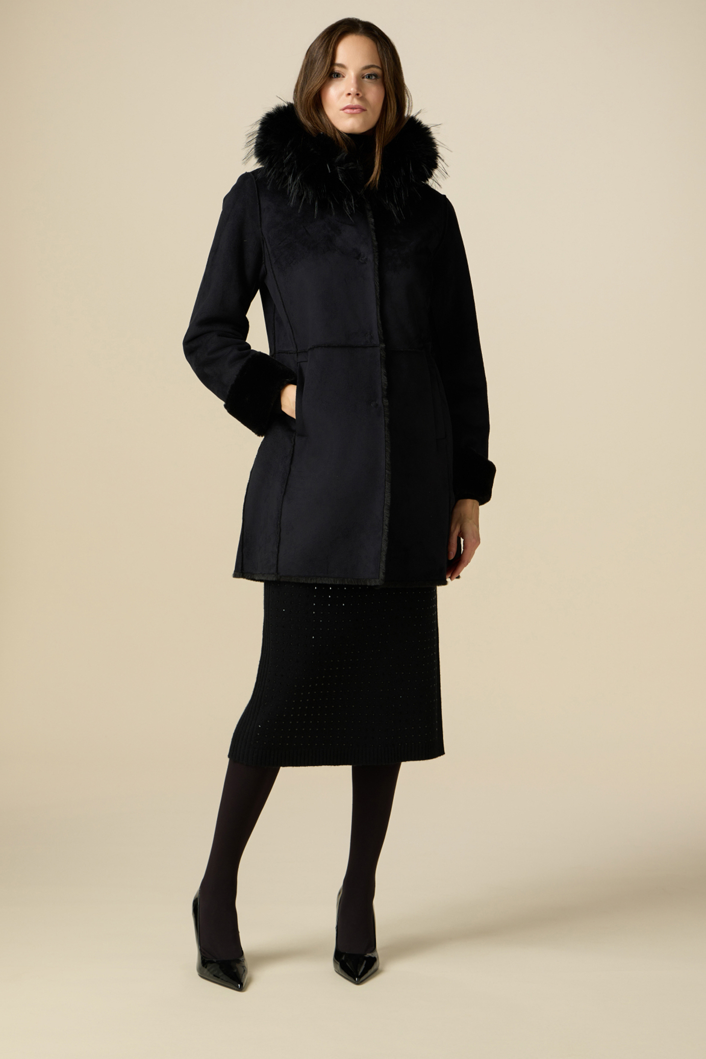 MIDI LENGTH FAUX SHEEPSKIN JACKET BLACK | Online Outlet | Otrium