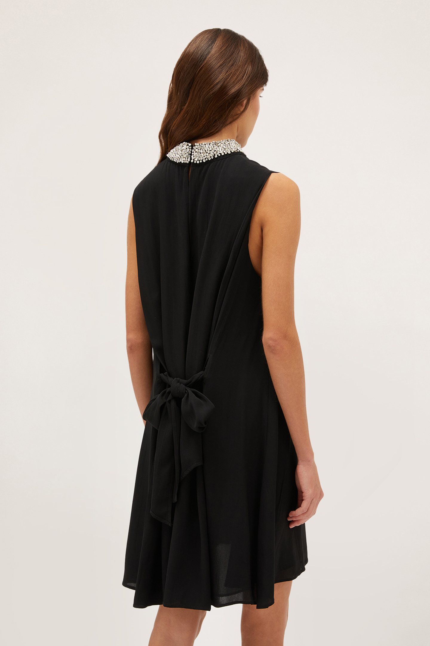 FLOWING DRESS WITH EMBROIDERED COLLAR BLACK 2