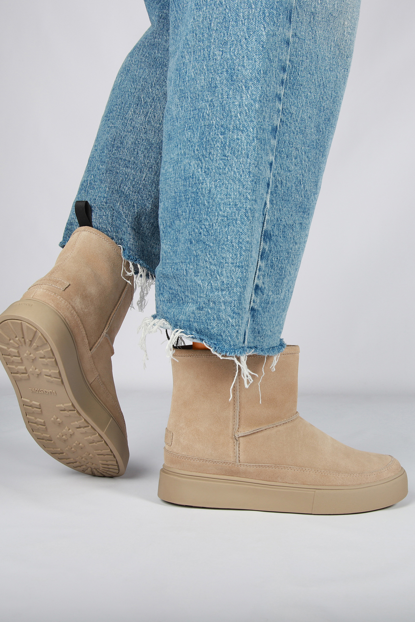 APUT NUKA TRAVERTINE 4