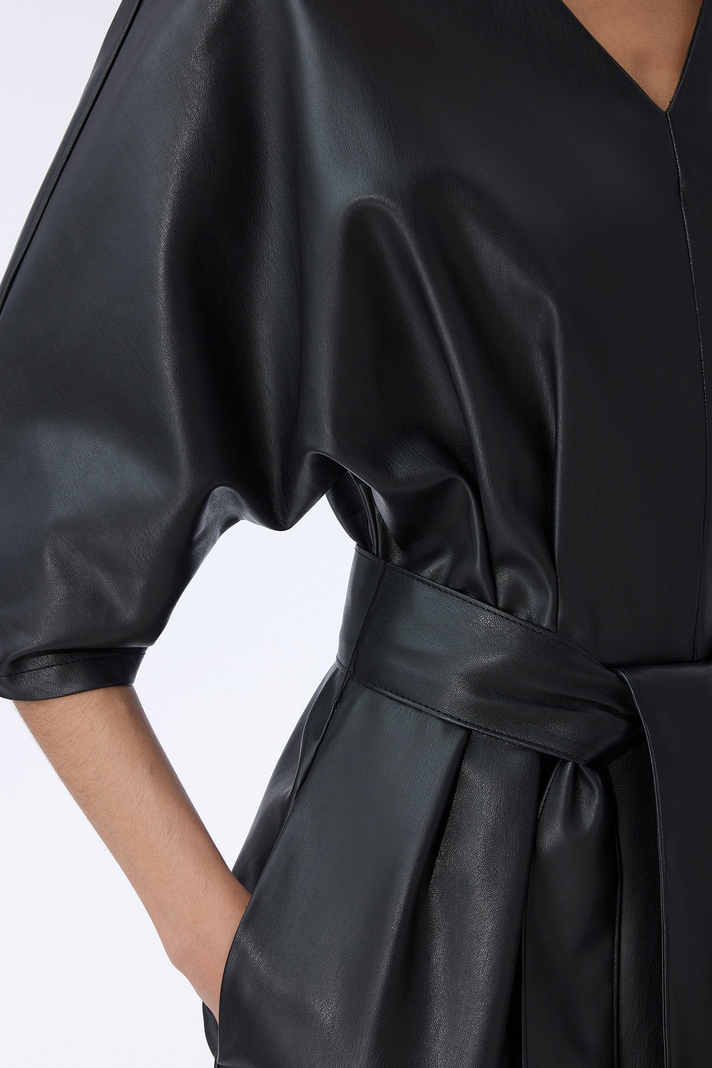 CLAIRE DRESS BLACK 9