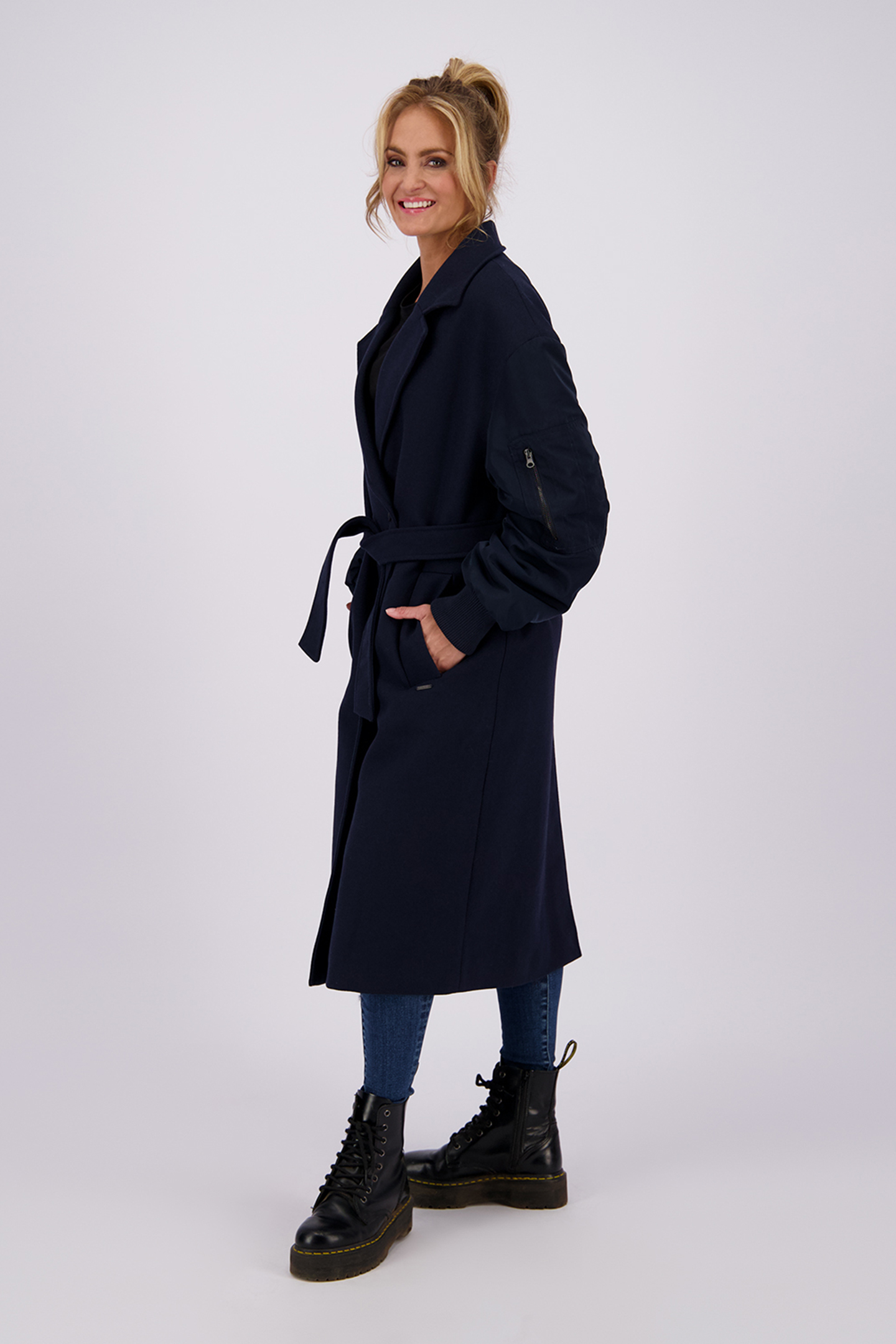 VAYENNA JACKETS BLACK BLUE 5