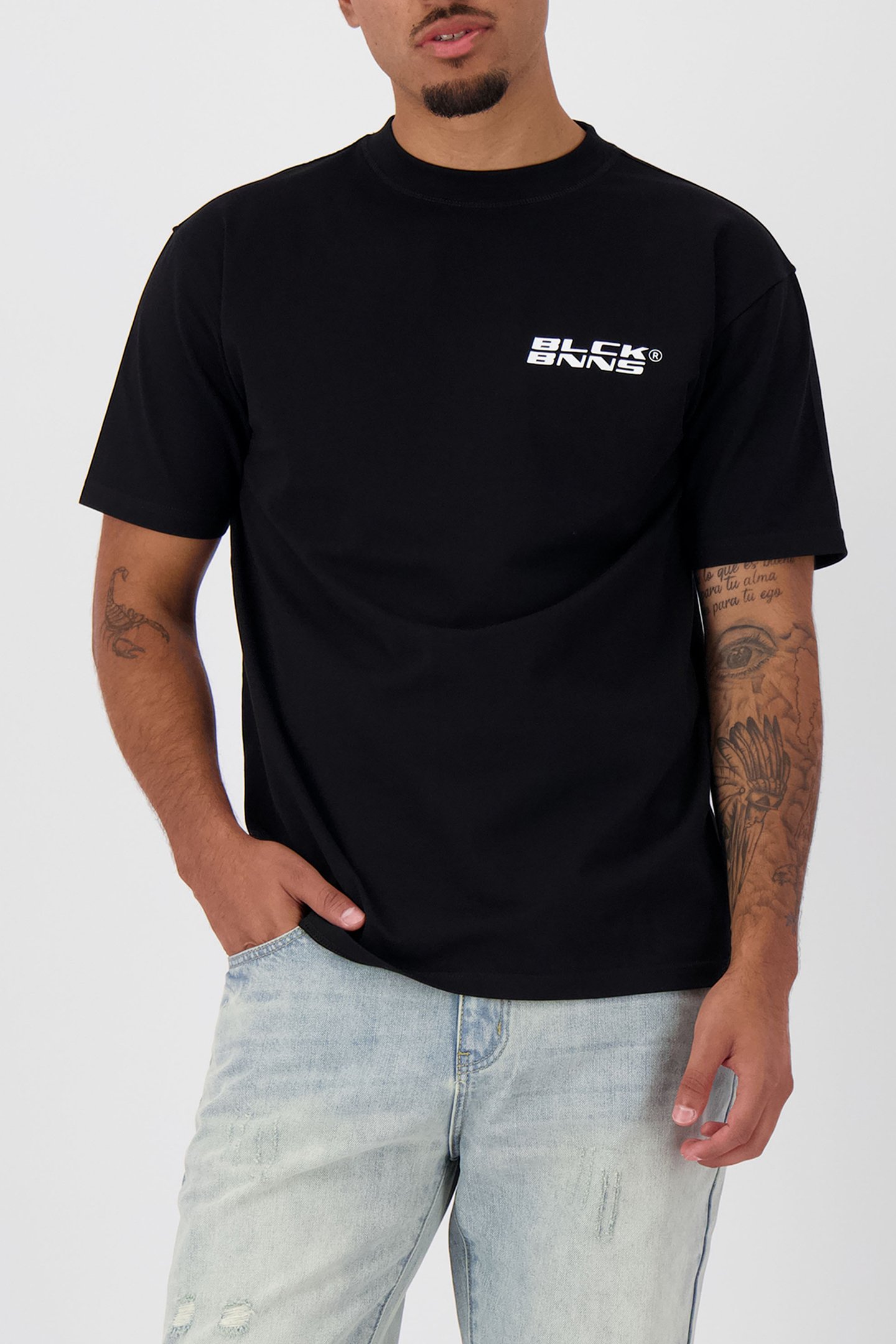 INITIAL T-SHIRT BLACK 1