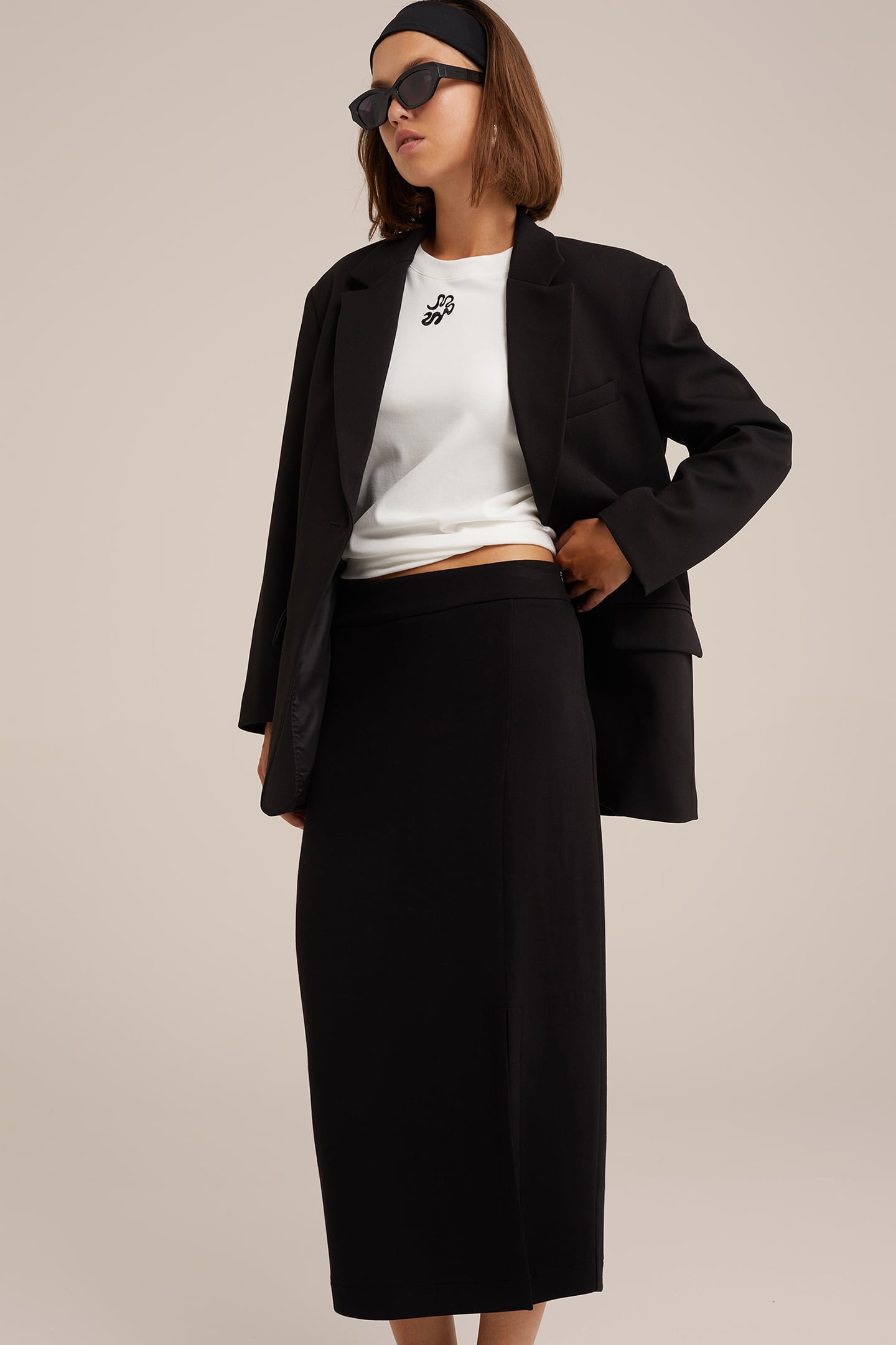 SKIRT MEDIUM LENGTH BLACK 1