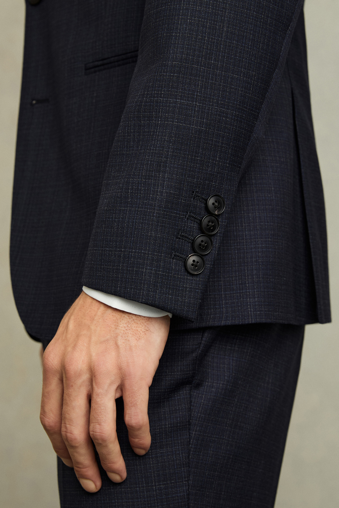 SB 2B NOTCH TEXTURED BLAZER NAVY 7