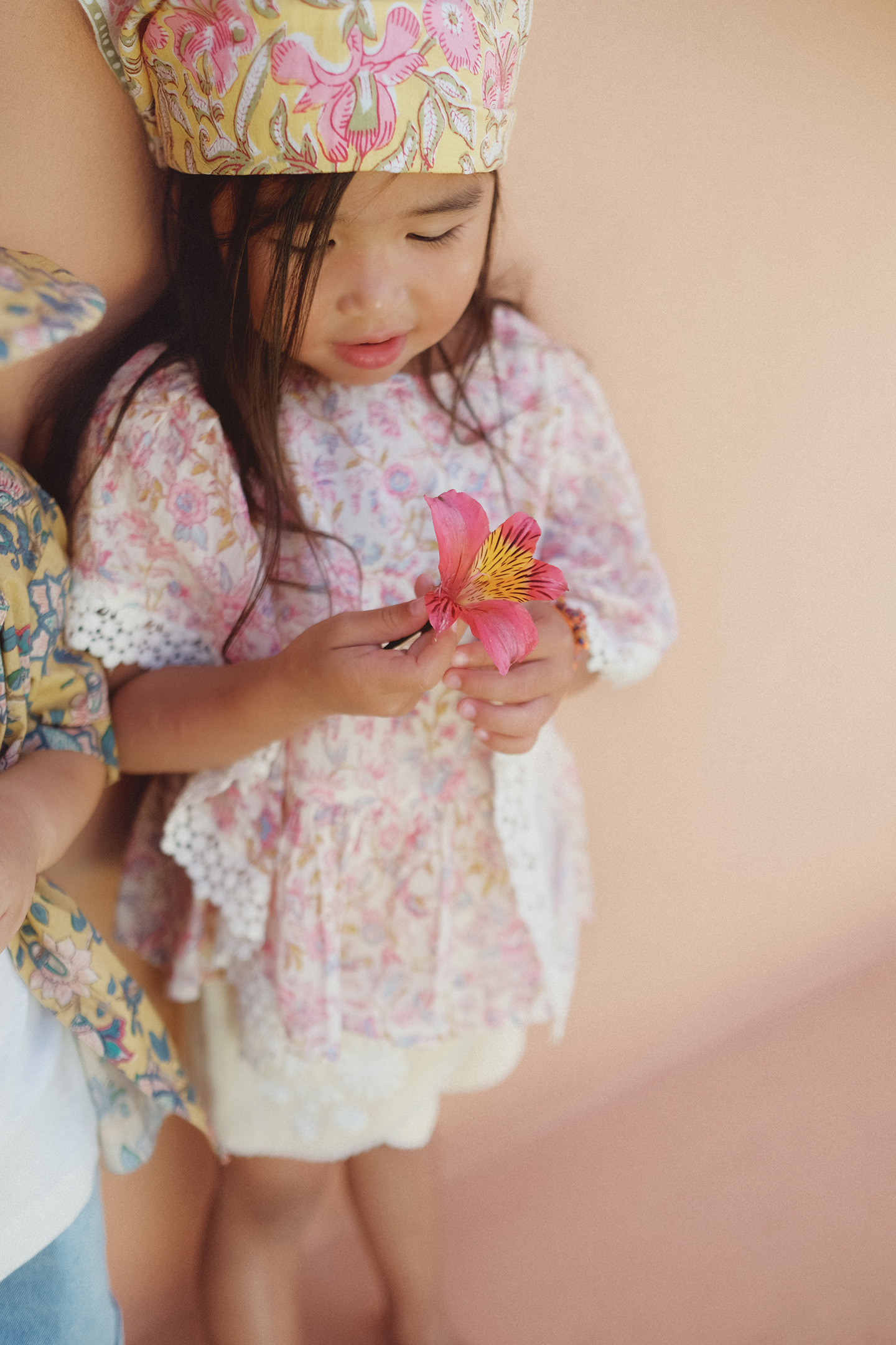 TOP INES CREAM PADMA MUDRA 2