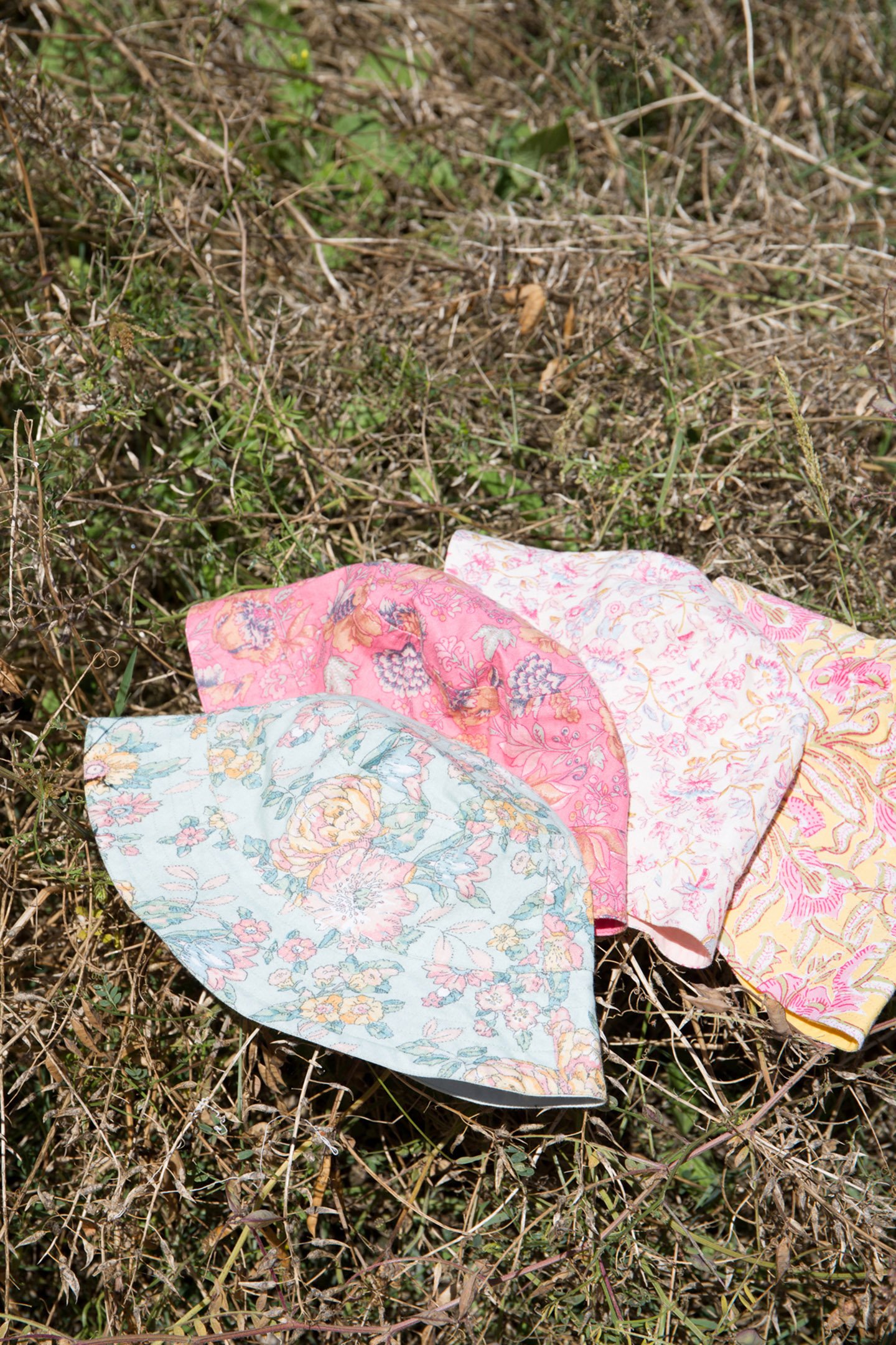 SUN HAT LAJIK CREAM PADMA MUDRA 4