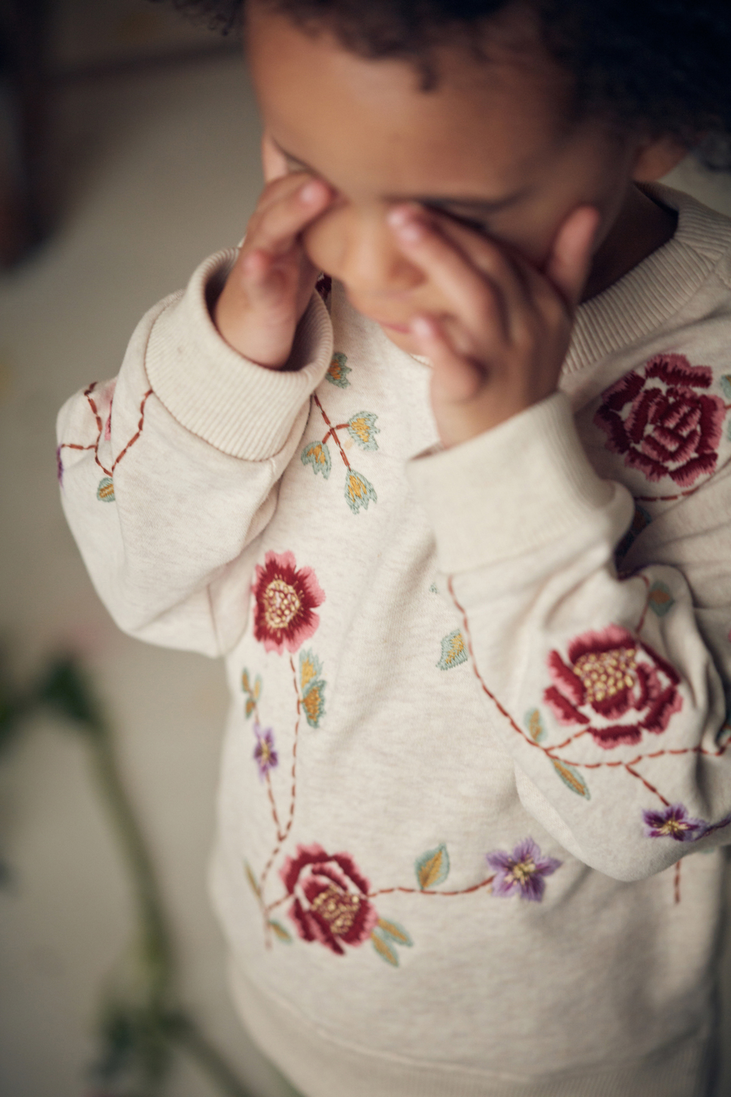 SWEATSHIRT ROSALIA FLOWER EMBROIDERY 2